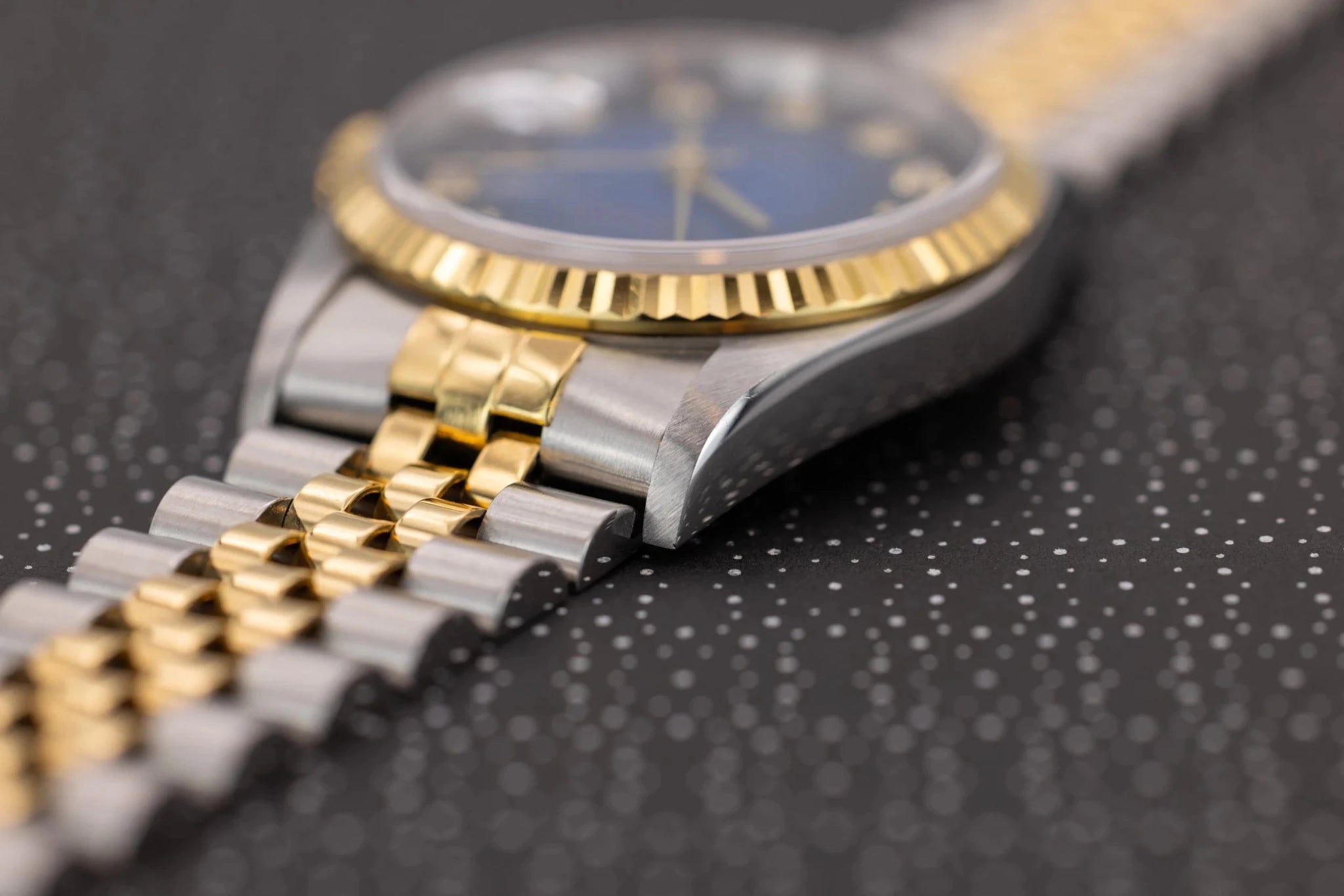 2001 Rolex Datejust Ref. 16233 | Blue Vignette Diamond Dial - Sierra Time Co