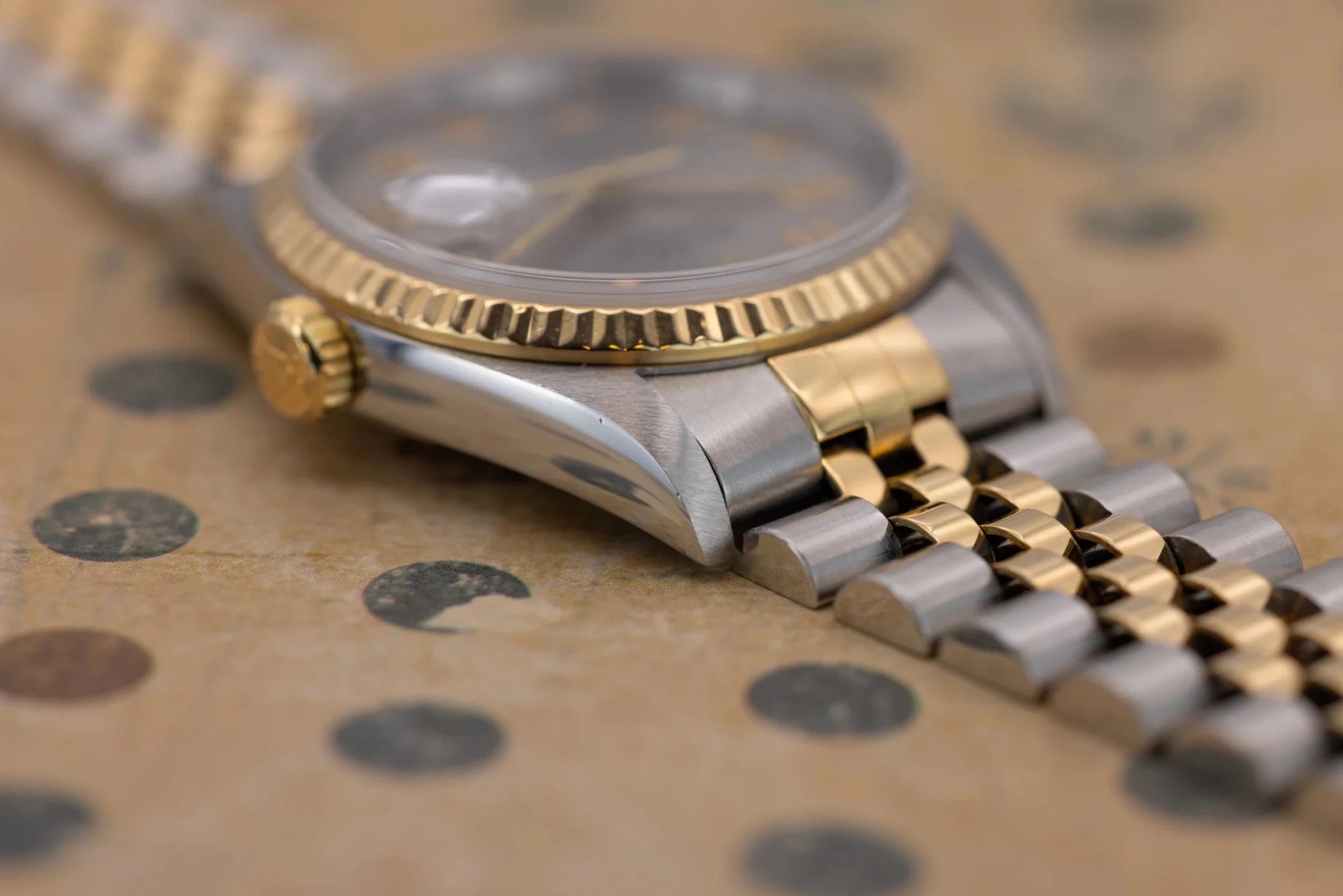 2001 Rolex Datejust Ref. 16233 | Grey Arabic Numeral Dial - Sierra Time Co