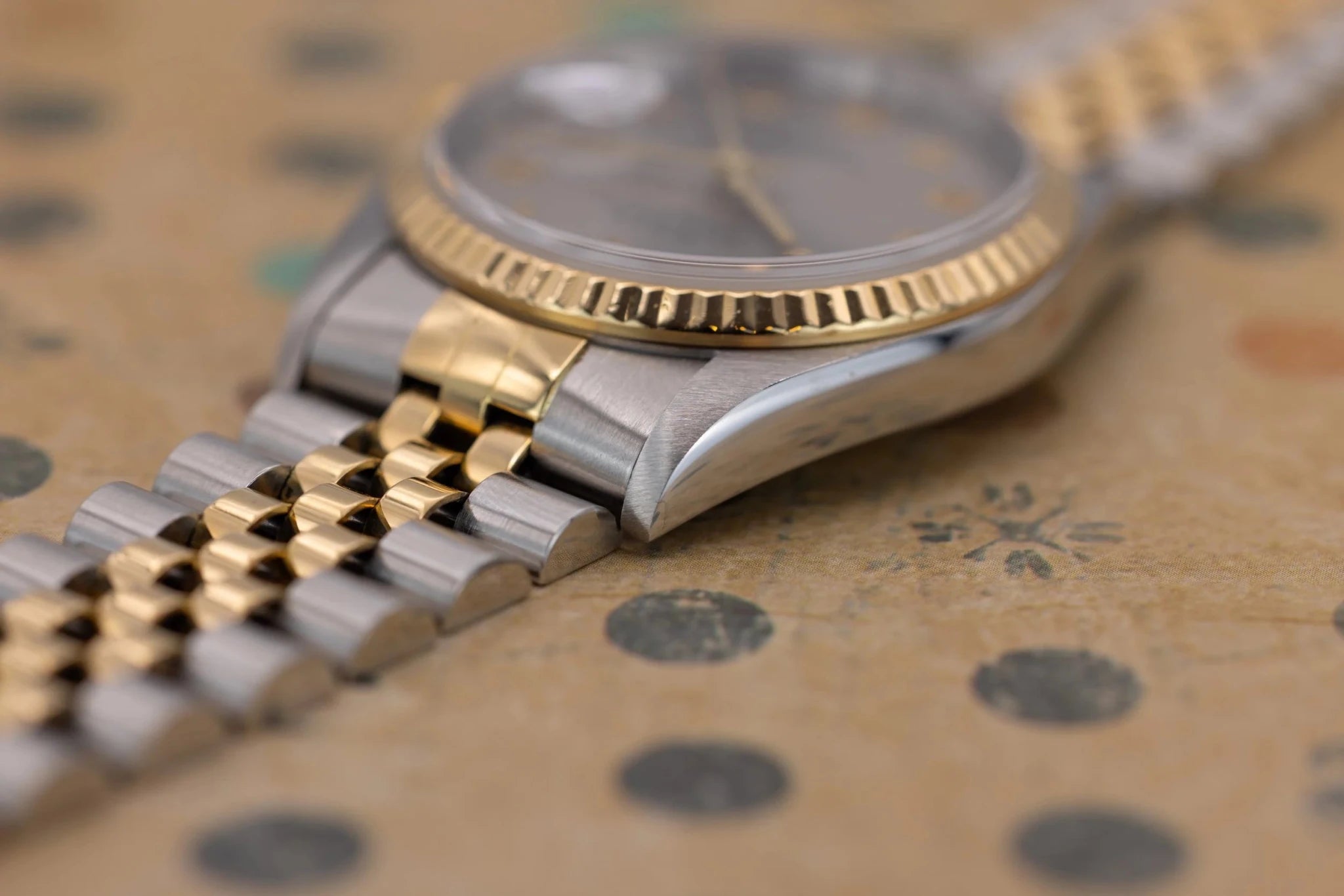 2001 Rolex Datejust Ref. 16233 | Grey Arabic Numeral Dial - Sierra Time Co