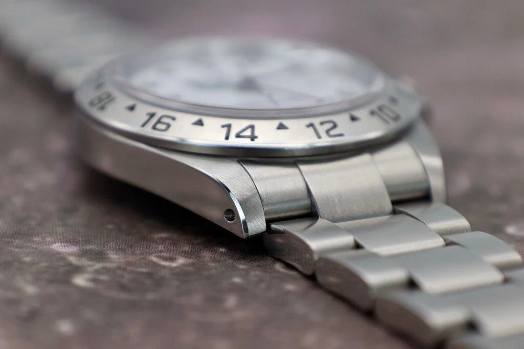 2001 Rolex Explorer II Ref. 16570 | Polar | Papers and RSC Card - Sierra Time Co