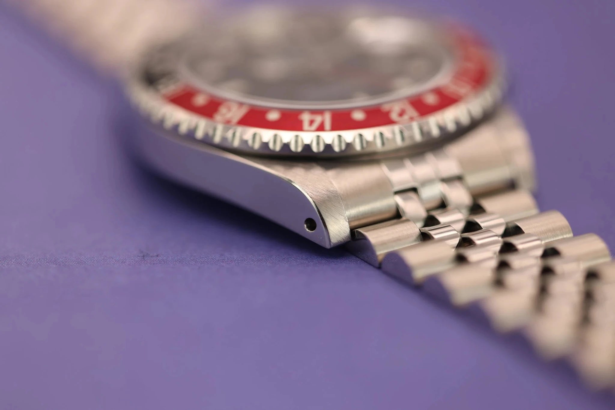 2001 Rolex GMT Master II Ref. 16710 Coke | Jubilee | Box and Papers - Sierra Time Co