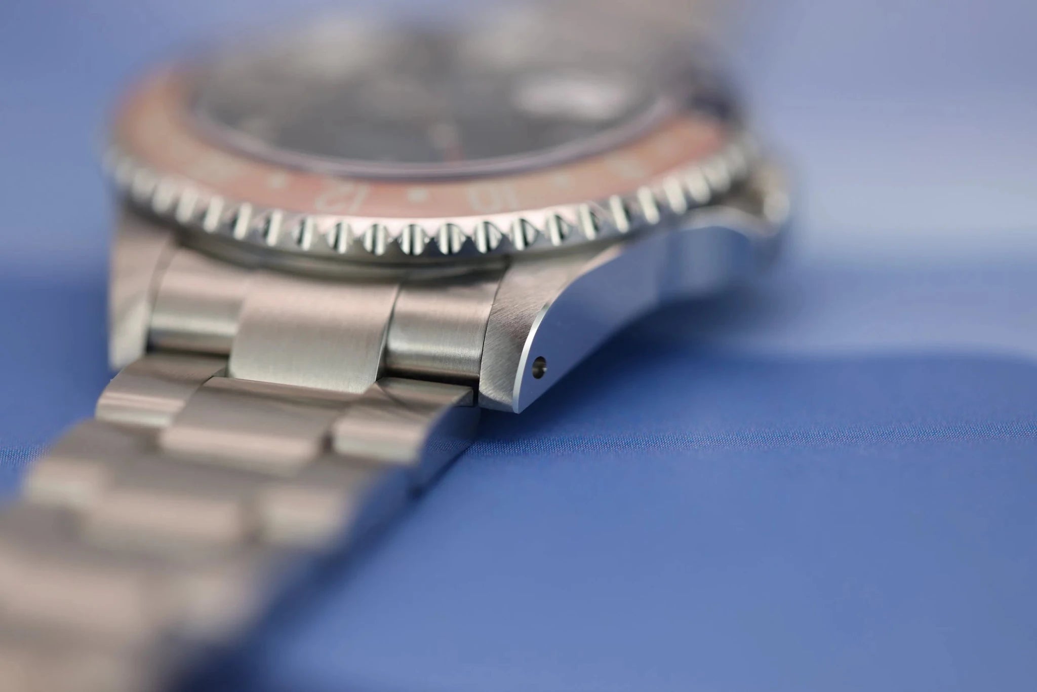 2001 Rolex GMT Master II Ref. 16710 | Faded Pepsi | Box and Papers - Sierra Time Co