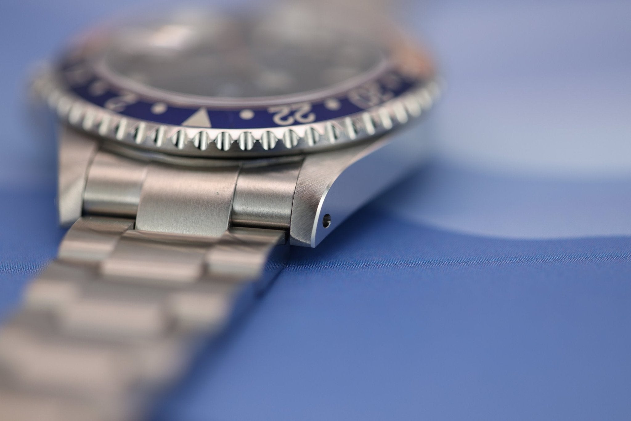 2001 Rolex GMT Master II Ref. 16710 | Faded Pepsi | Box and Papers - Sierra Time Co