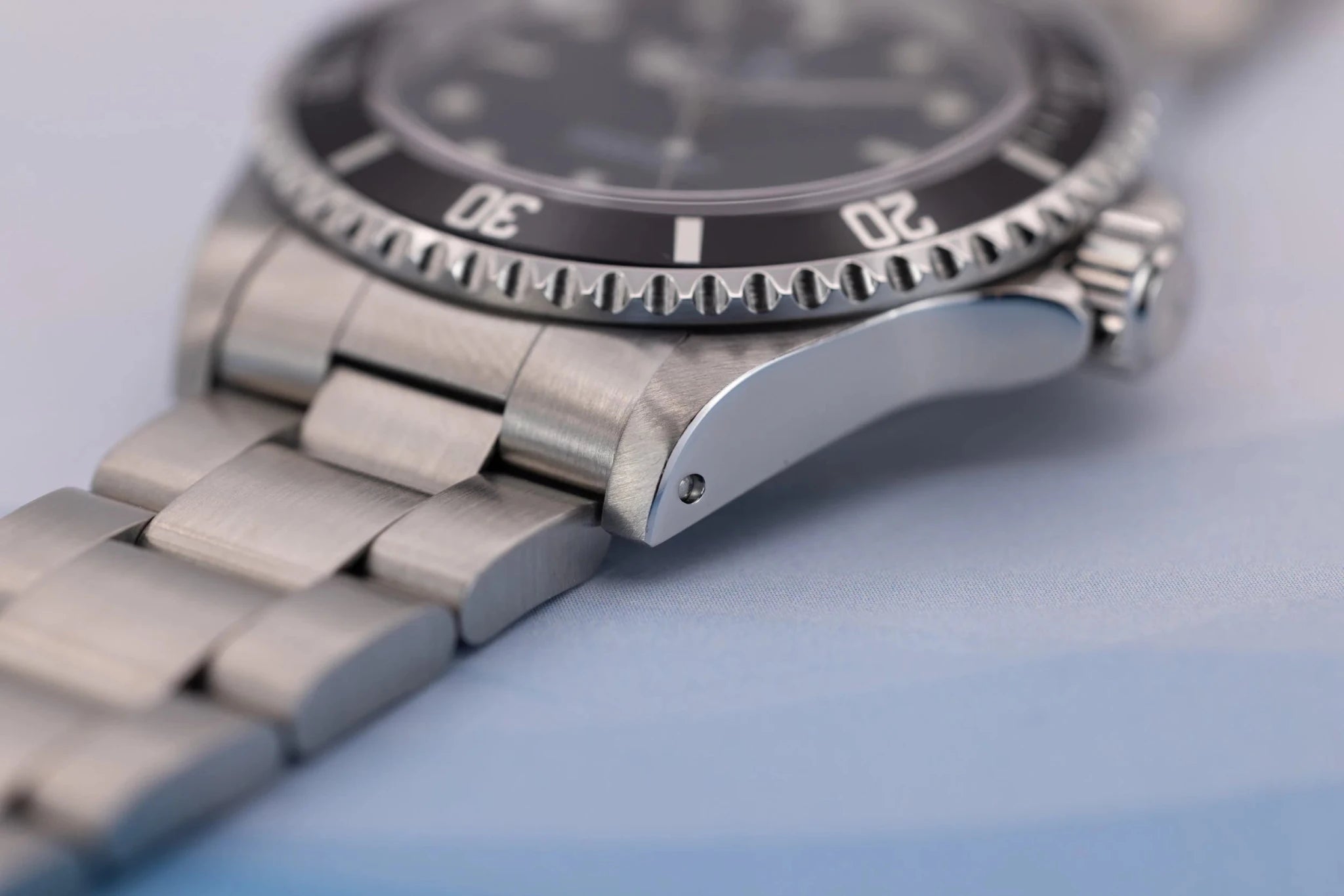 2001 Rolex Submariner Ref. 14060m | Two-Liner | Box and Papers - Sierra Time Co
