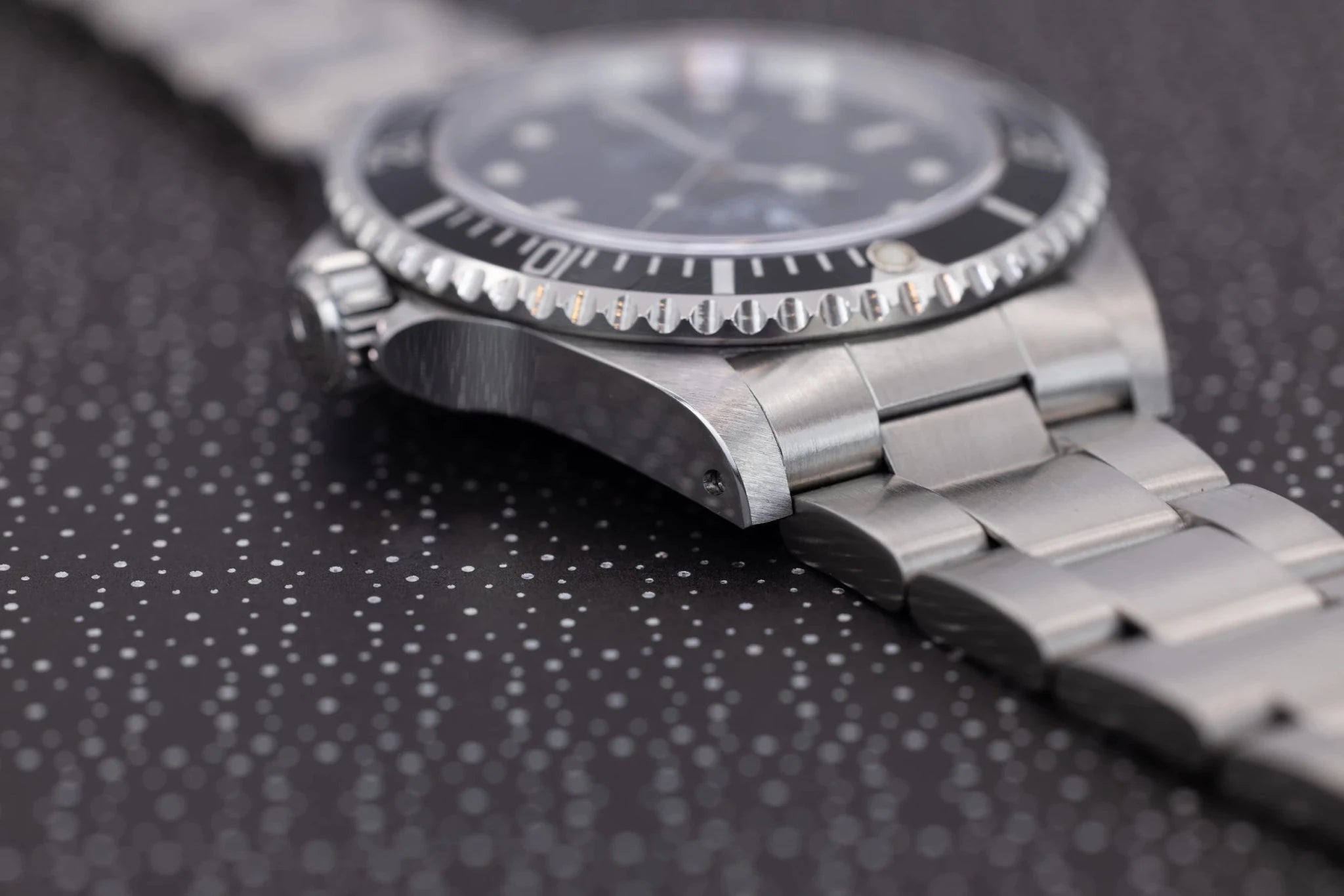 2001 Rolex Submariner Ref. 14060m | Two-Liner | Full Set - Sierra Time Co