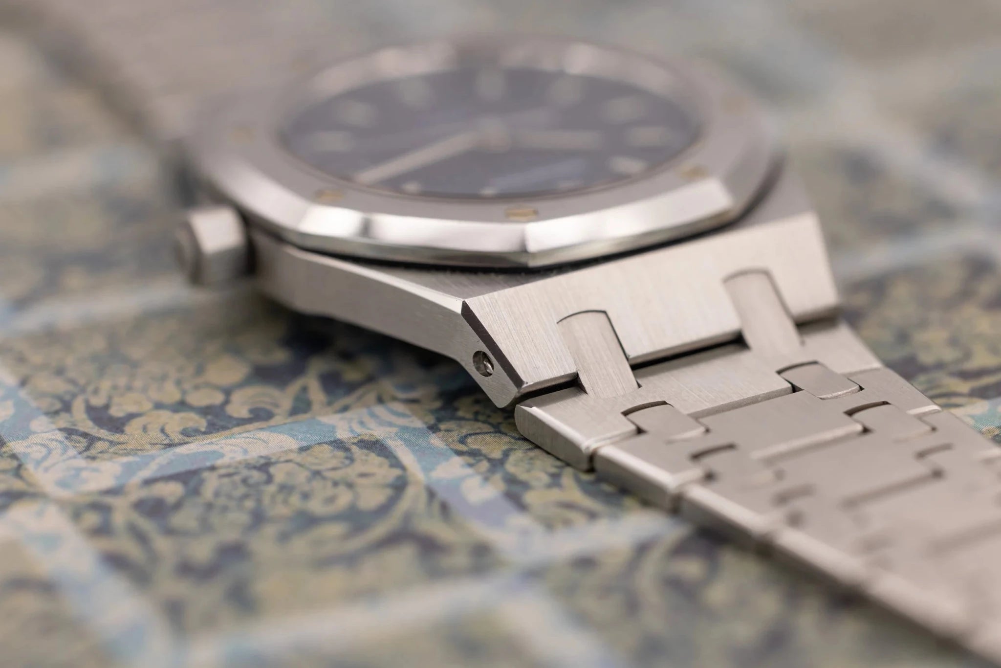 2002 Audemars Piguet Royal Oak Ref. 14790ST | Blue Dial - Sierra Time Co