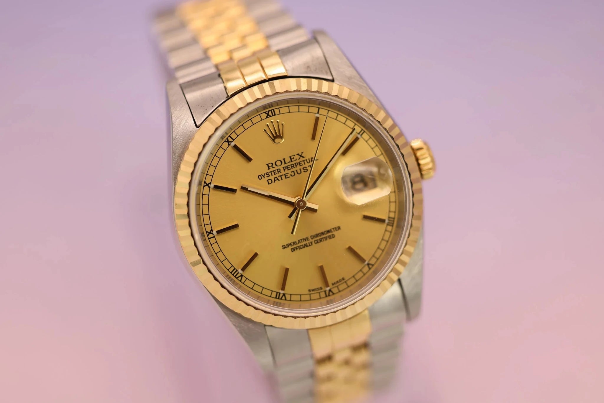 2002 Rolex Datejust Ref. 16233 | Champagne Dial - Sierra Time Co