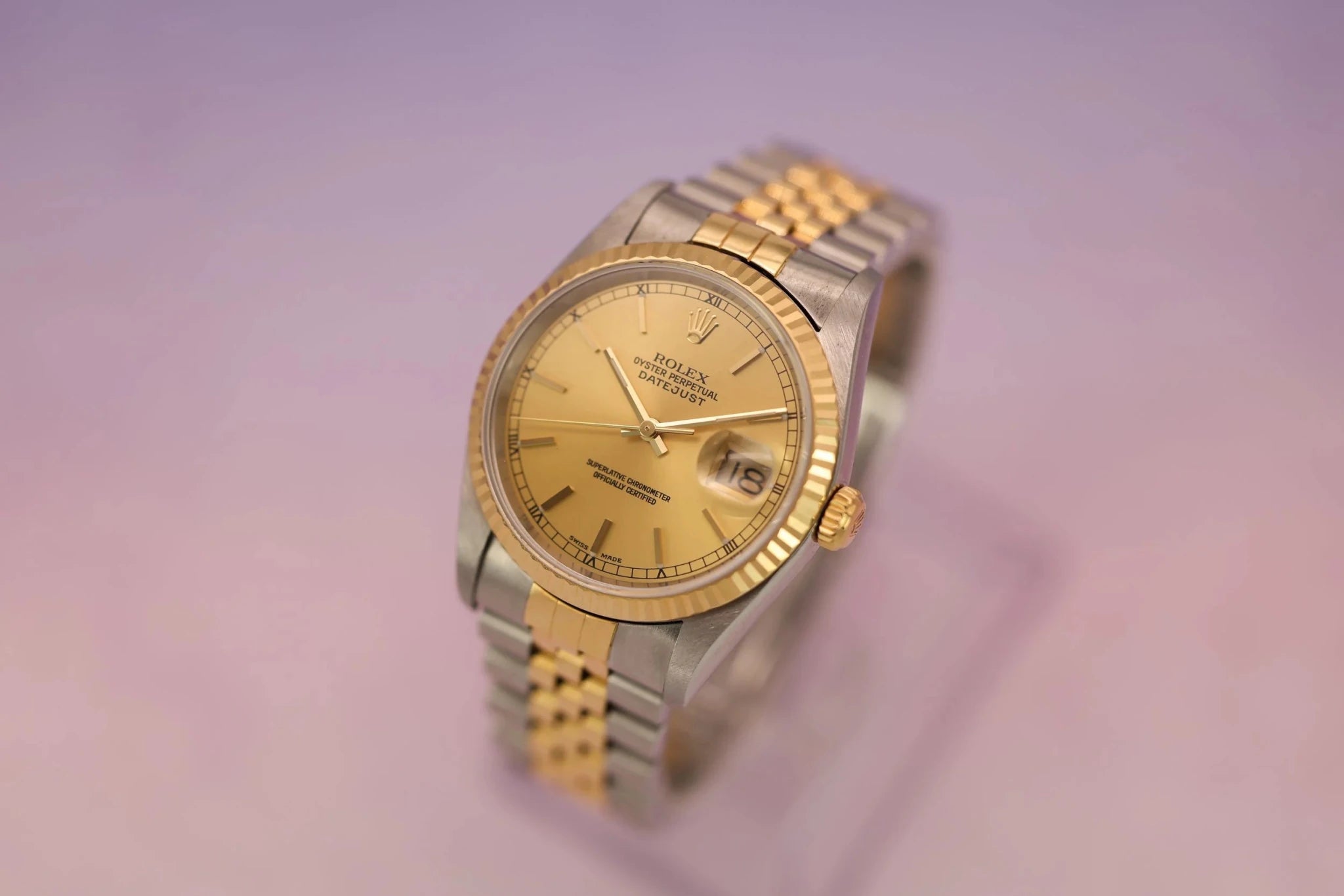 2002 Rolex Datejust Ref. 16233 | Champagne Dial - Sierra Time Co