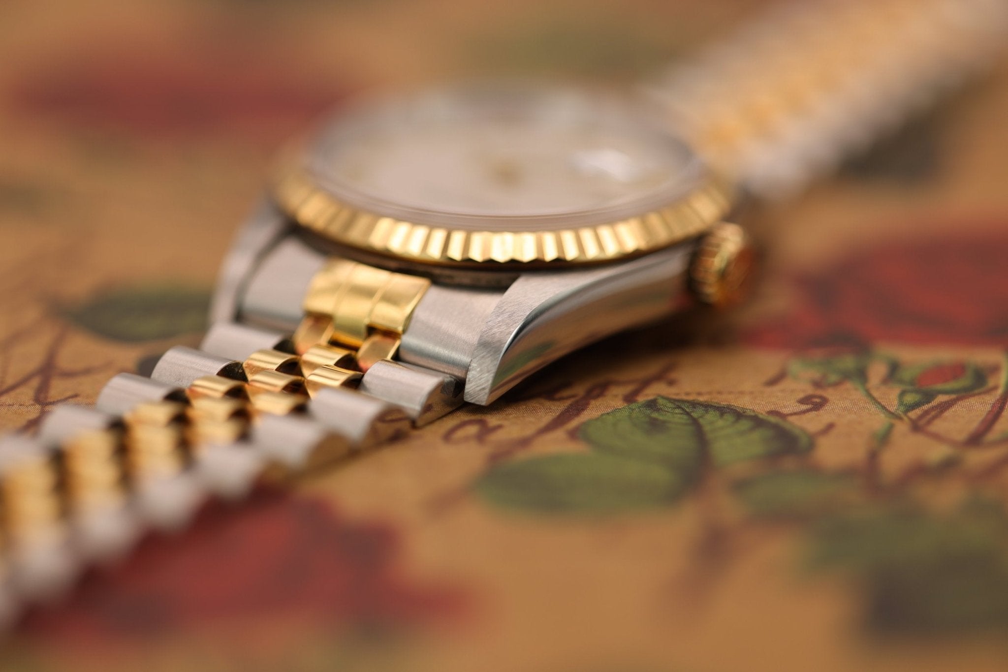 2002 Rolex Datejust Ref. 16233 | Cream Pyramid Dial | Box and Papers - Sierra Time Co