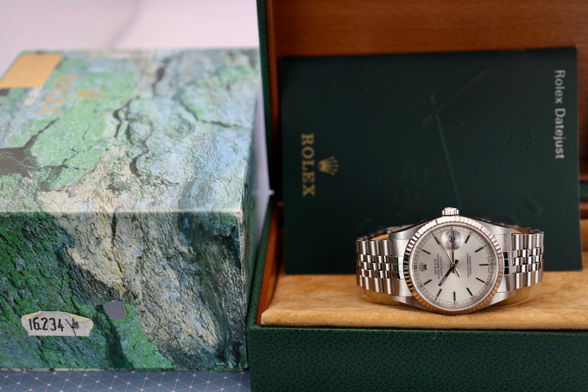 2002 Rolex Datejust Ref. 16234 | Silver Dial - Sierra Time Co