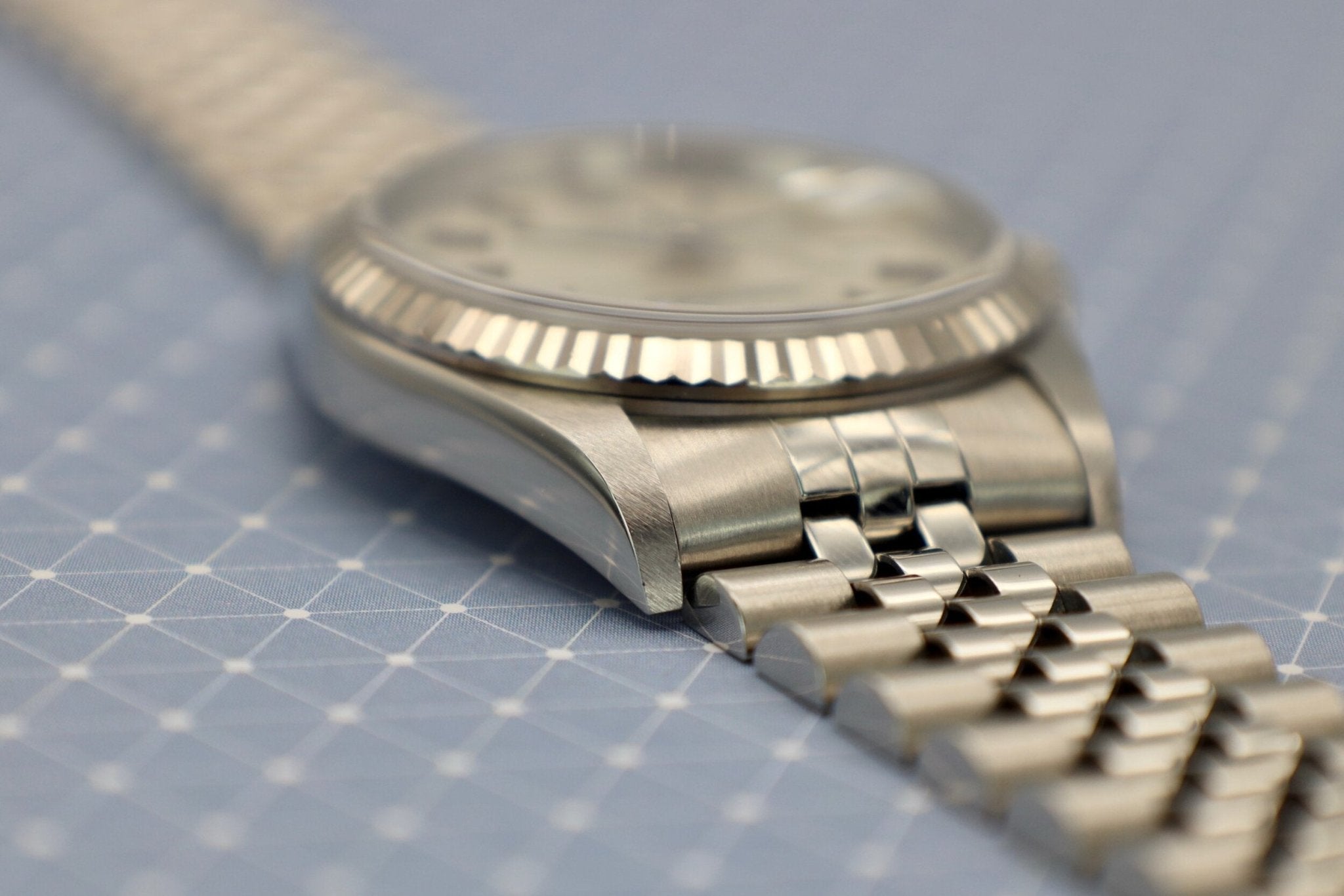 2002 Rolex Datejust Ref. 16234 | Silver Dial - Sierra Time Co