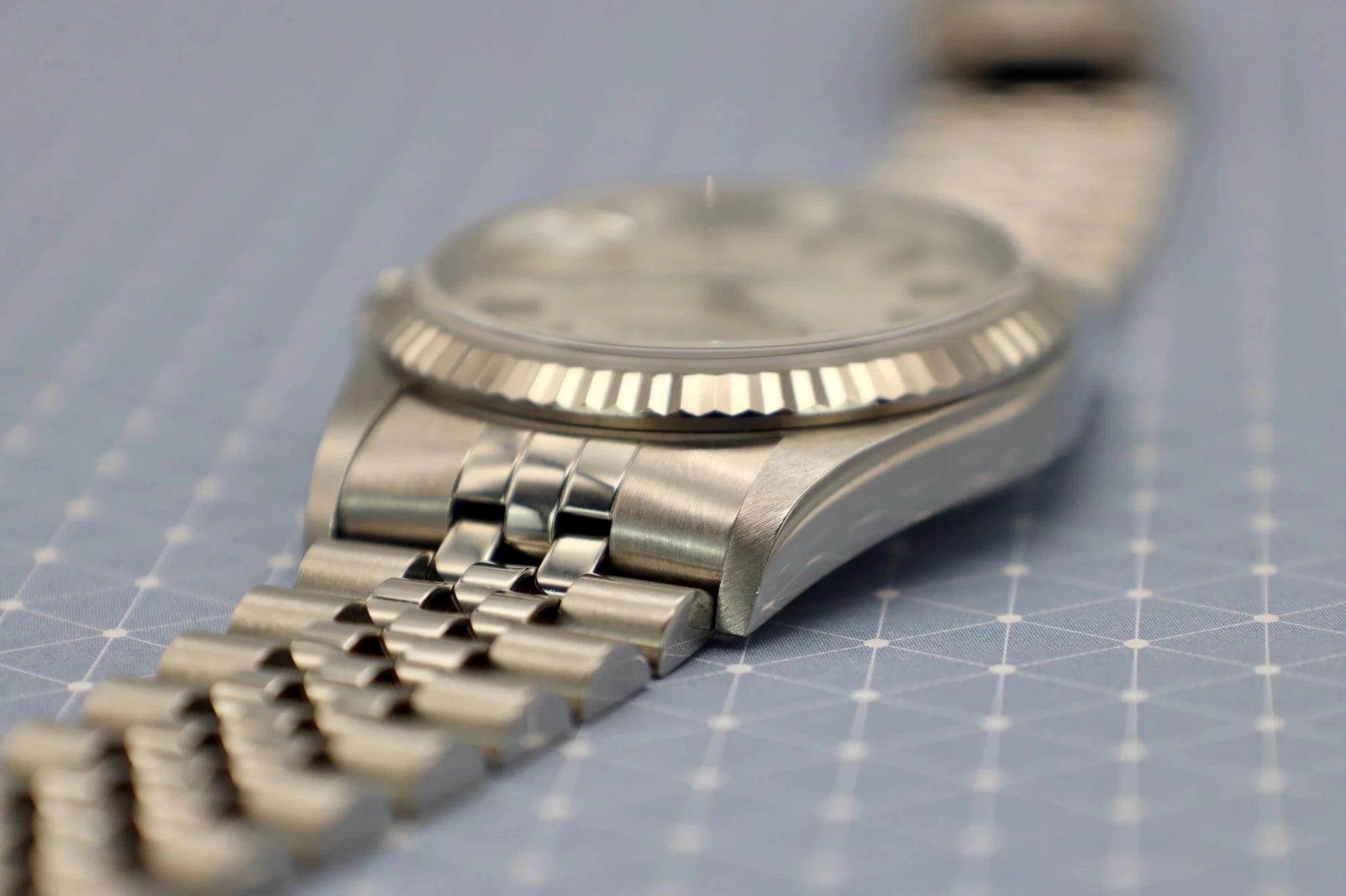 2002 Rolex Datejust Ref. 16234 | Silver Dial - Sierra Time Co