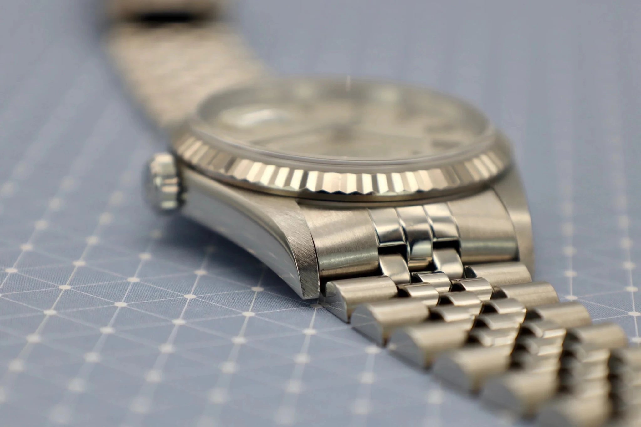 2002 Rolex Datejust Ref. 16234 | Silver Dial - Sierra Time Co