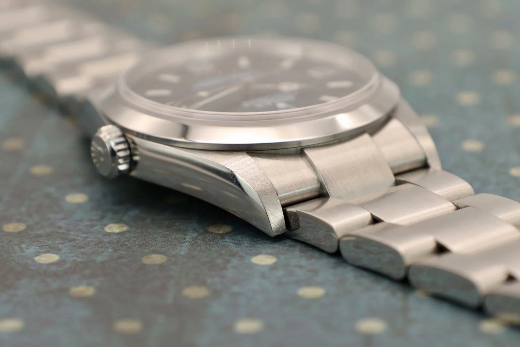 2002 Rolex Explorer I Ref. 114270 | Mint | Box and Papers - Sierra Time Co