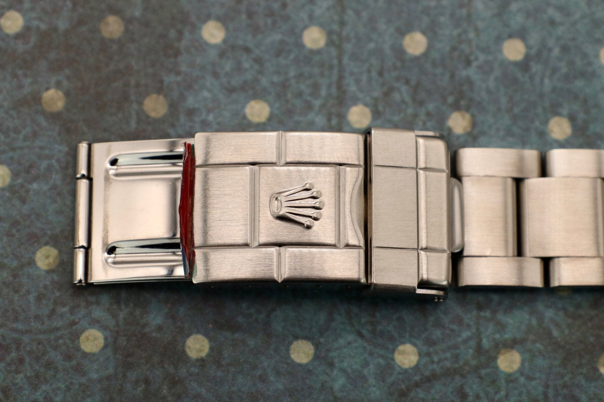 2002 Rolex Explorer I Ref. 114270 | Mint | Box and Papers - Sierra Time Co