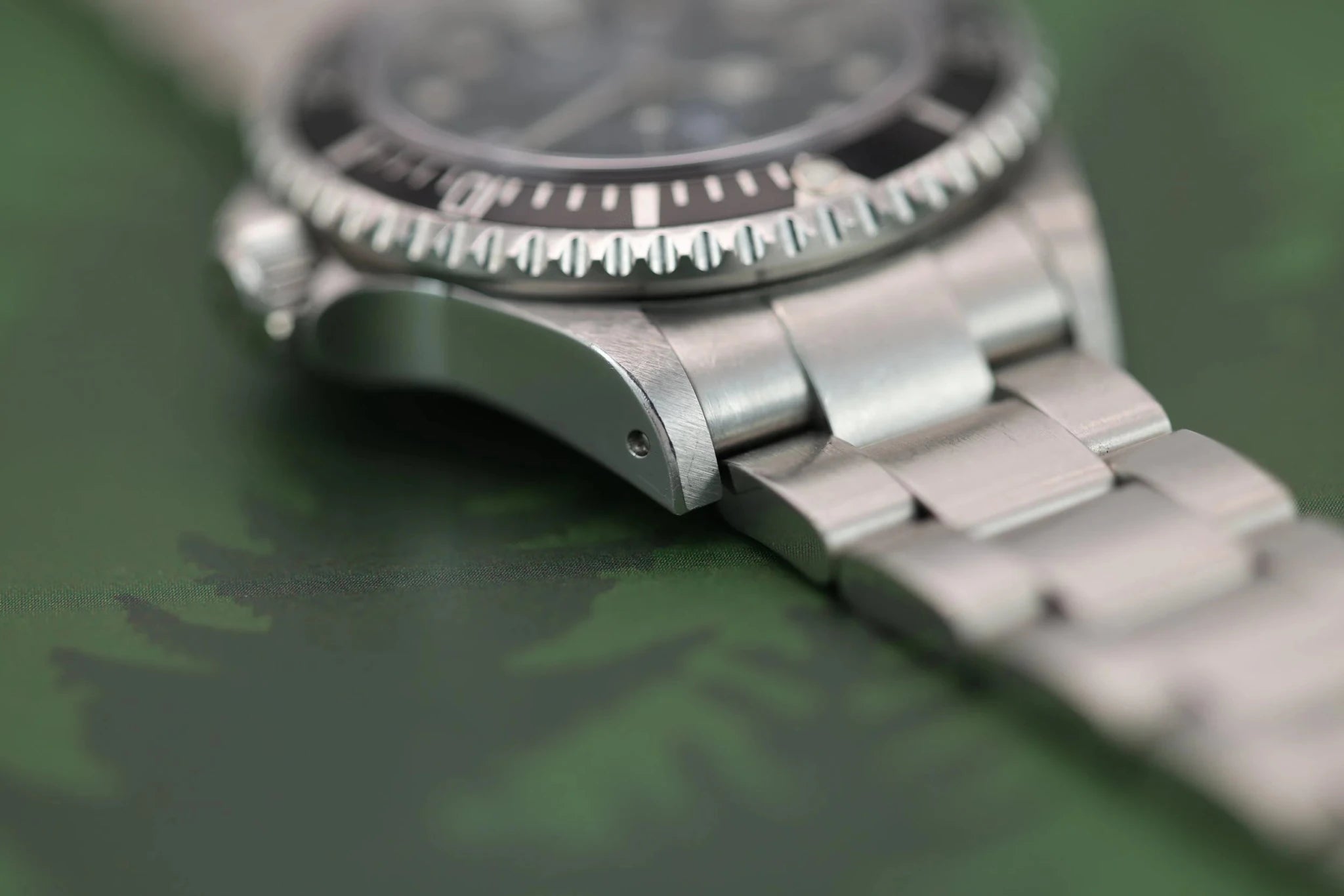 2002 Rolex Sea-Dweller Ref. 16600 | Box and Papers - Sierra Time Co