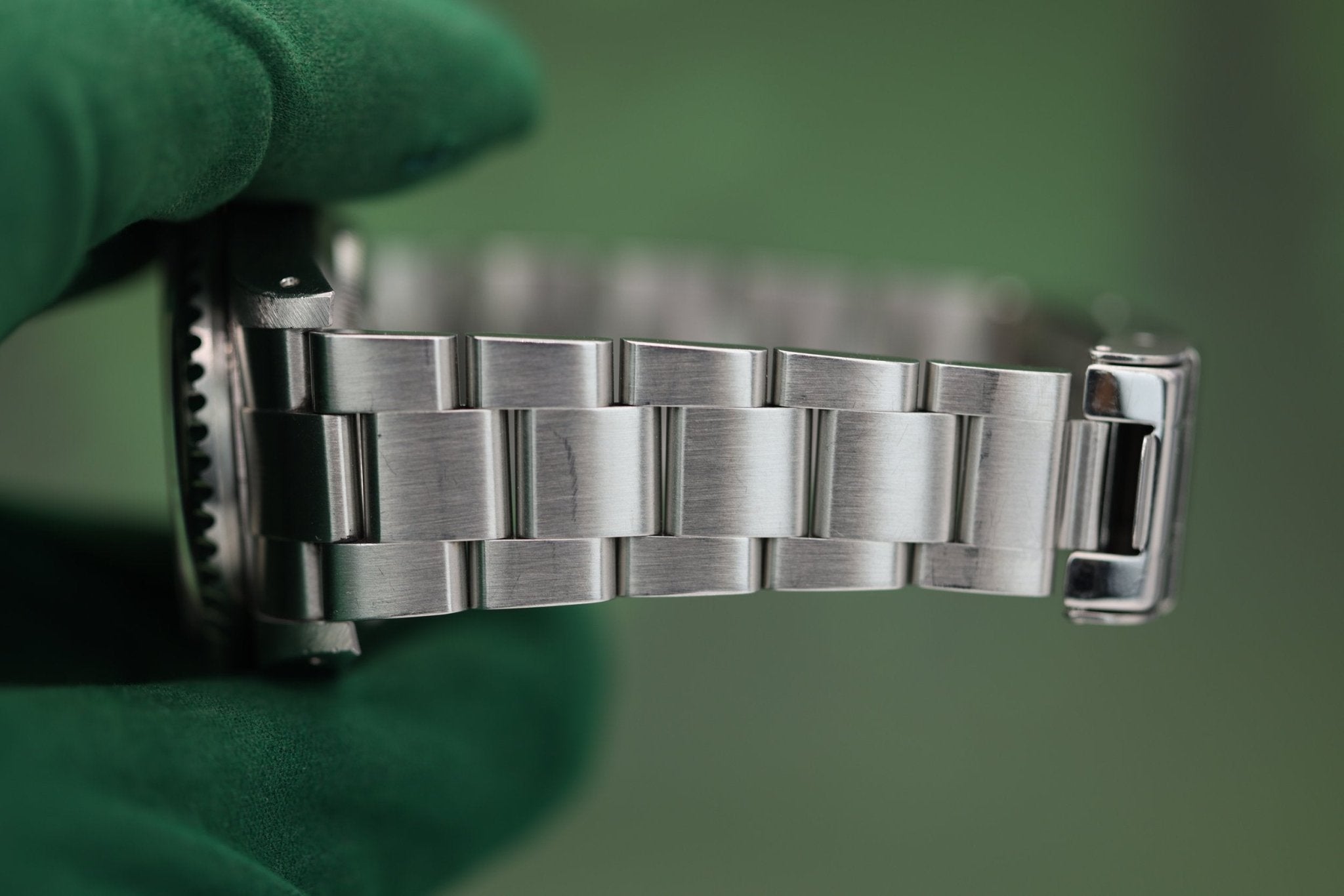 2002 Rolex Sea-Dweller Ref. 16600 | Box and Papers - Sierra Time Co
