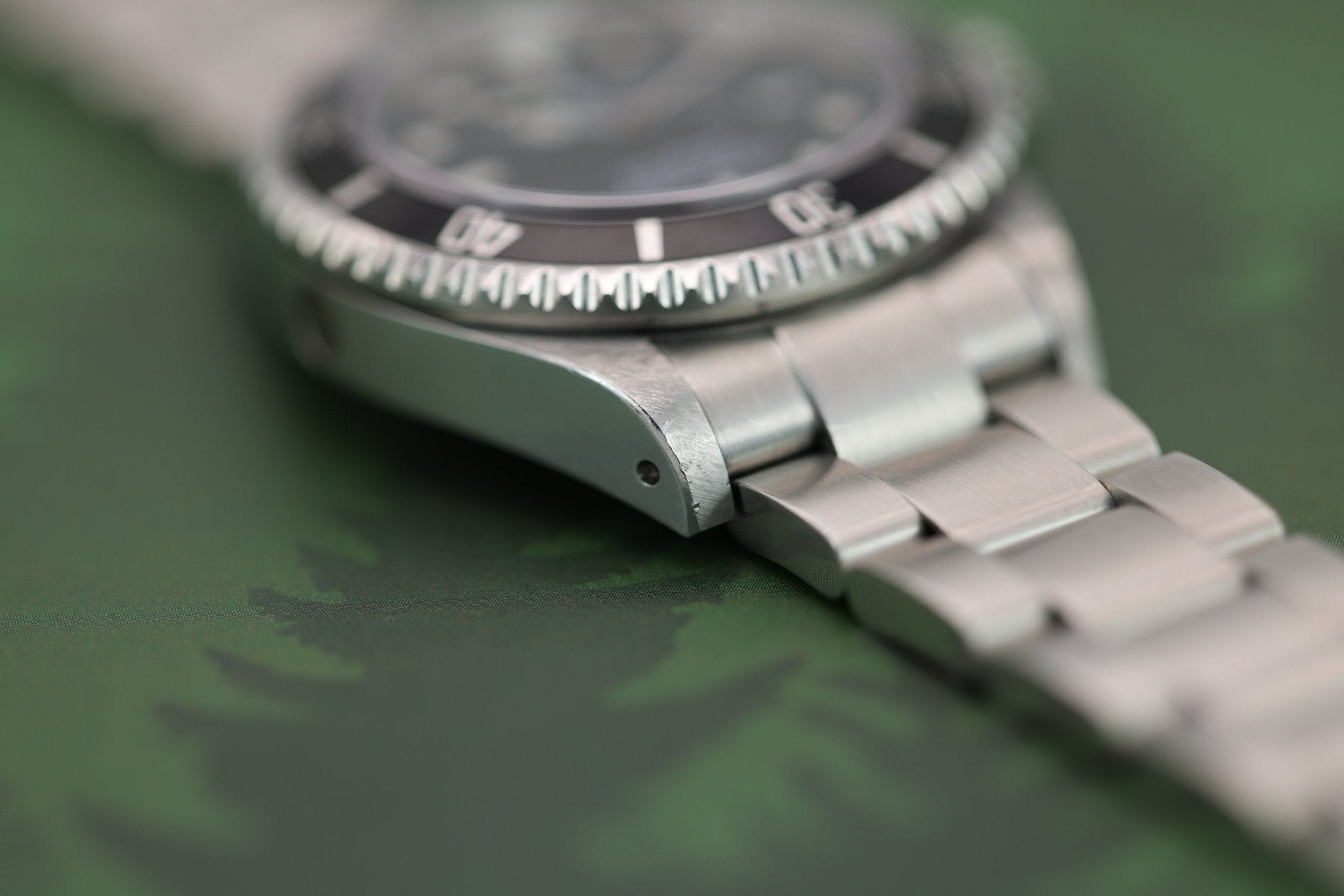 2002 Rolex Sea-Dweller Ref. 16600 | Box and Papers - Sierra Time Co