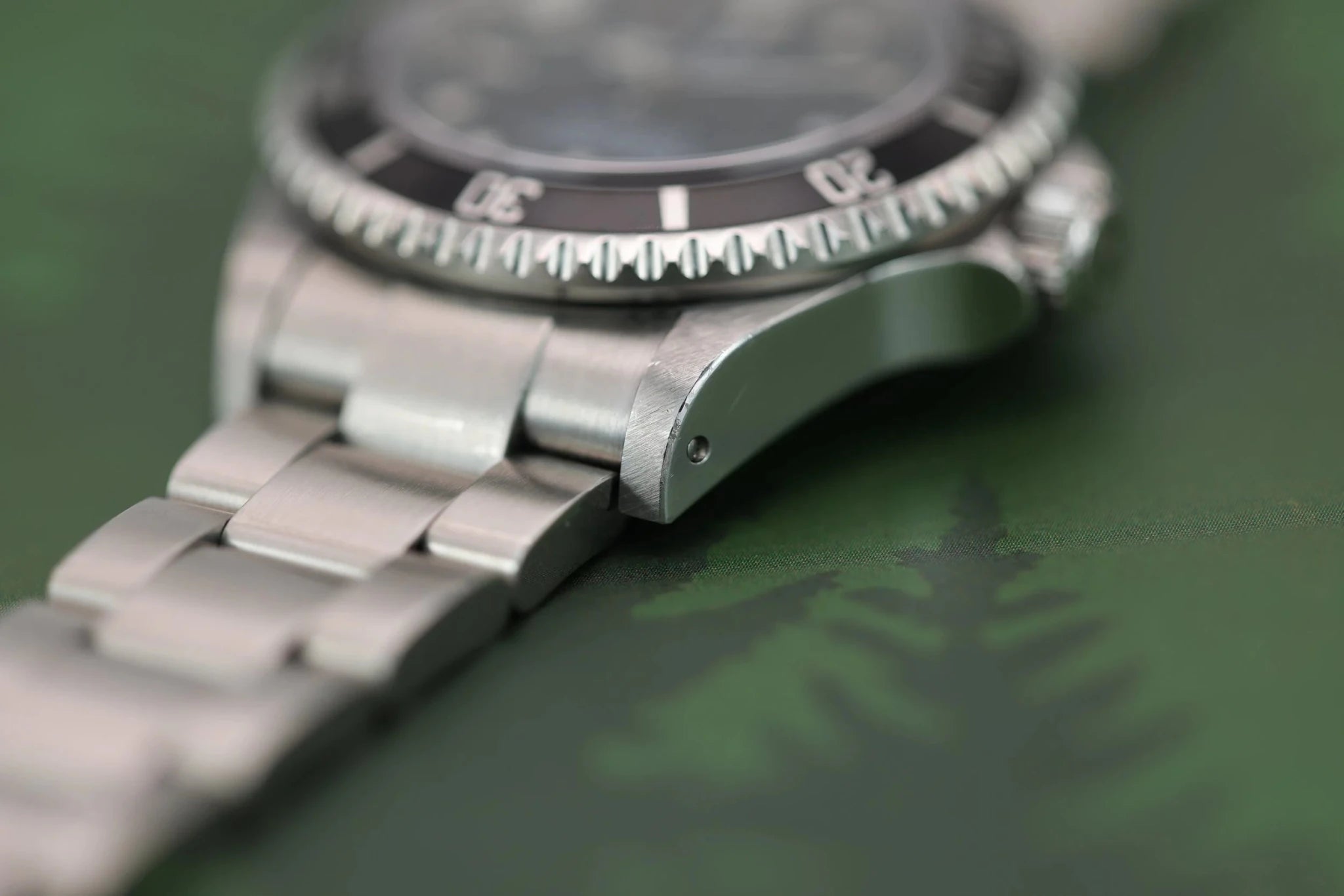 2002 Rolex Sea-Dweller Ref. 16600 | Box and Papers - Sierra Time Co