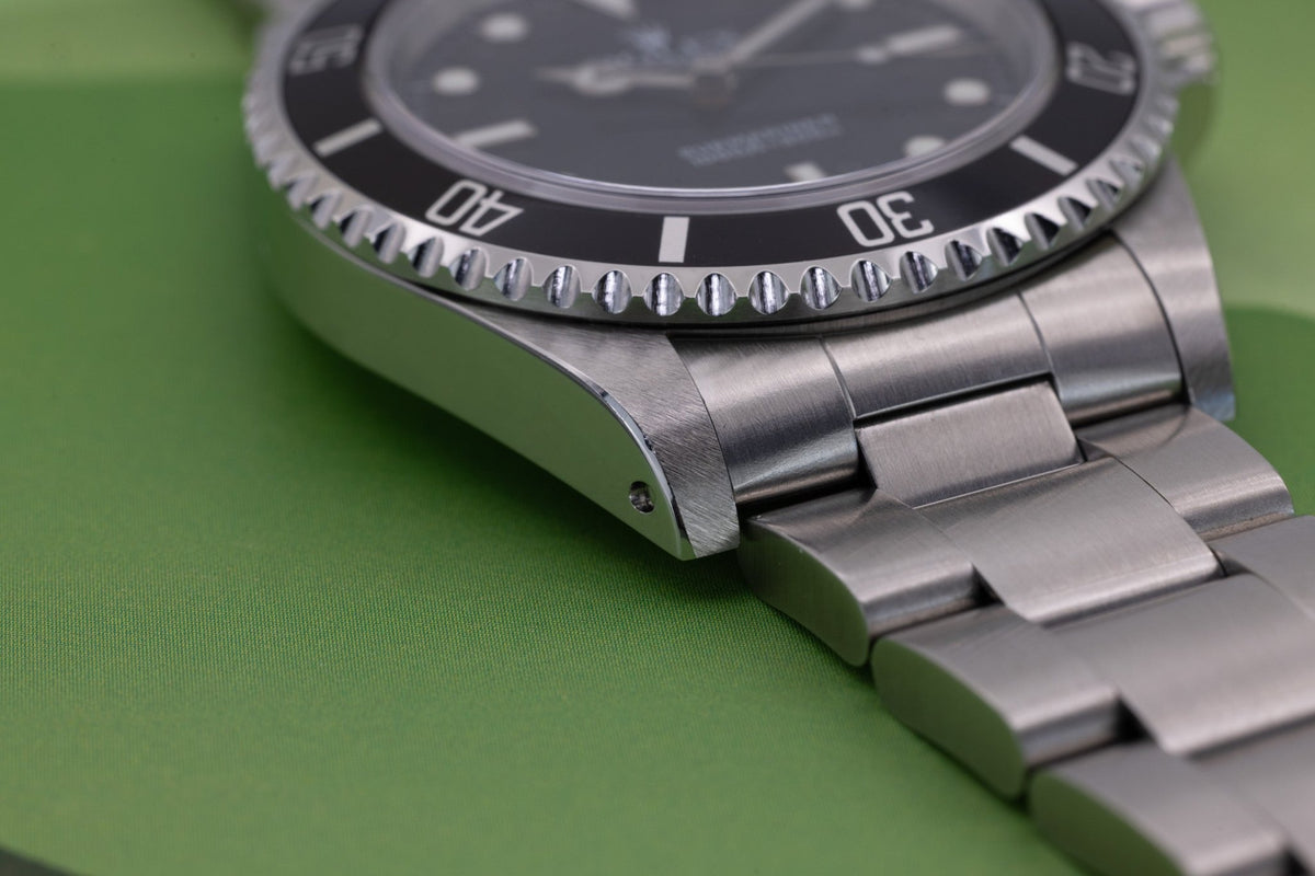 2002 Rolex Submariner Ref. 14060m | 2-Liner - Sierra Time Co