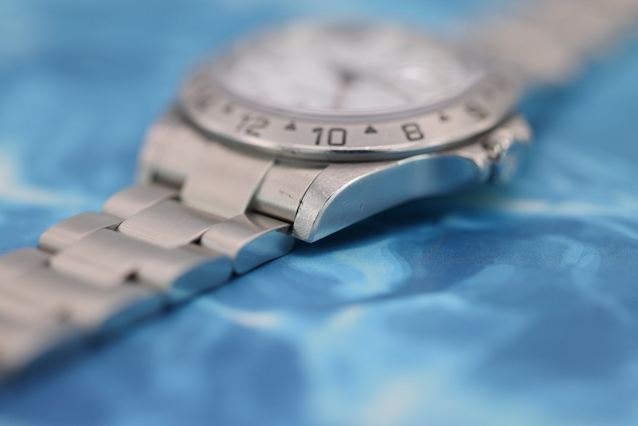 2003 Rolex Explorer II ref. 16570 Polar | No-Holes Case | Service History | Full Set - Sierra Time Co