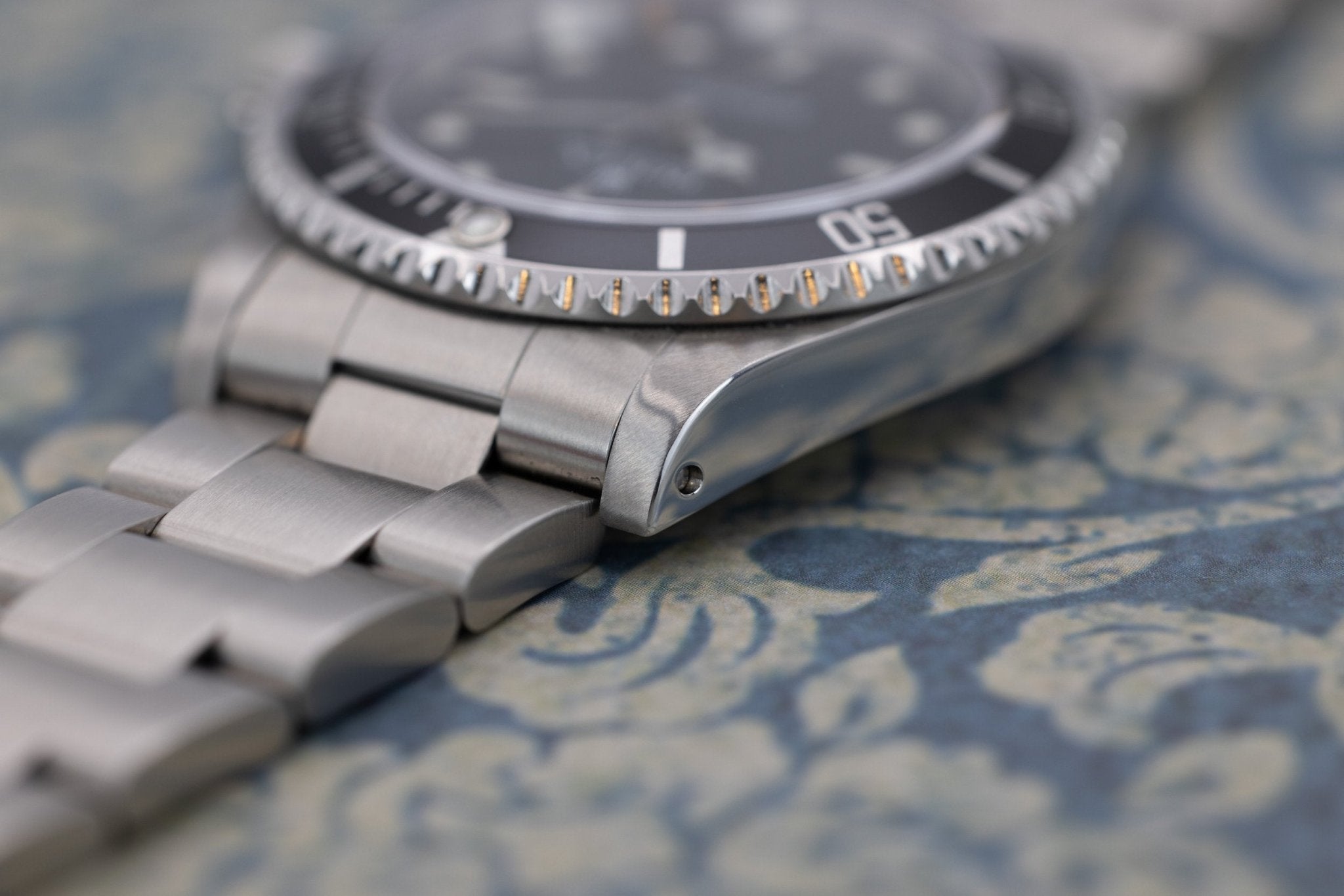 2003 Rolex Submariner Ref. 14060M | 2-Liner | Box and Papers - Sierra Time Co