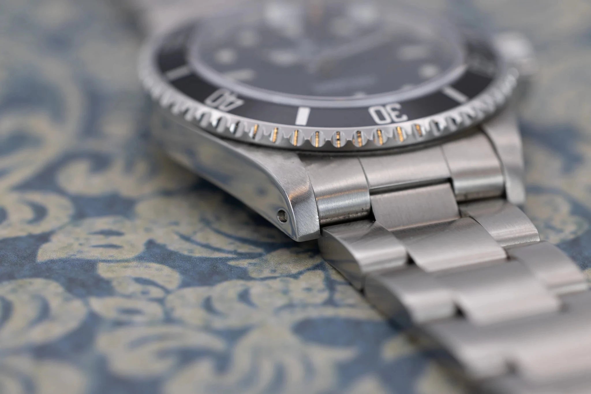 2003 Rolex Submariner Ref. 14060M | 2-Liner | Box and Papers - Sierra Time Co