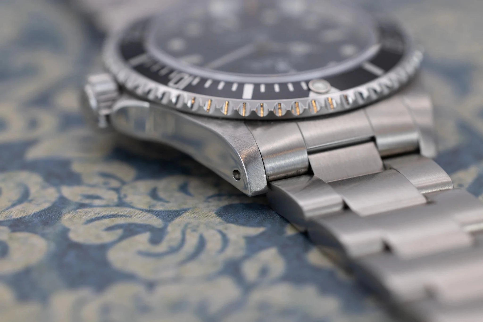 2003 Rolex Submariner Ref. 14060M | 2-Liner | Box and Papers - Sierra Time Co