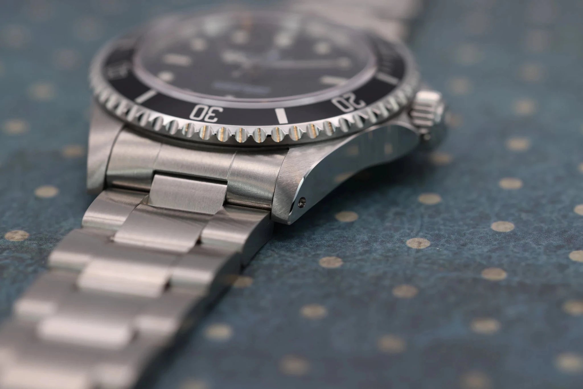 2003 Rolex Submariner Ref. 14060m | Excellent Condition | Box and Papers - Sierra Time Co
