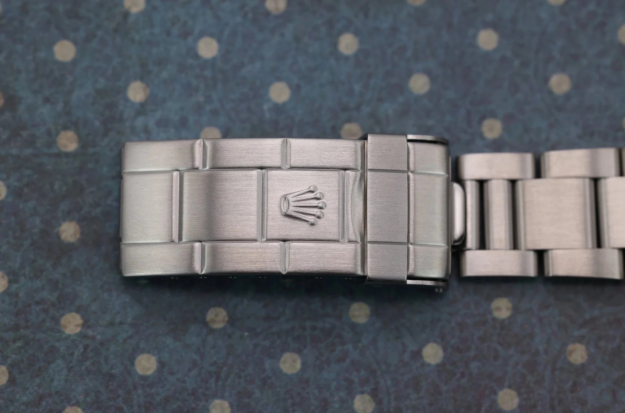 2003 Rolex Submariner Ref. 14060m | Excellent Condition | Box and Papers - Sierra Time Co