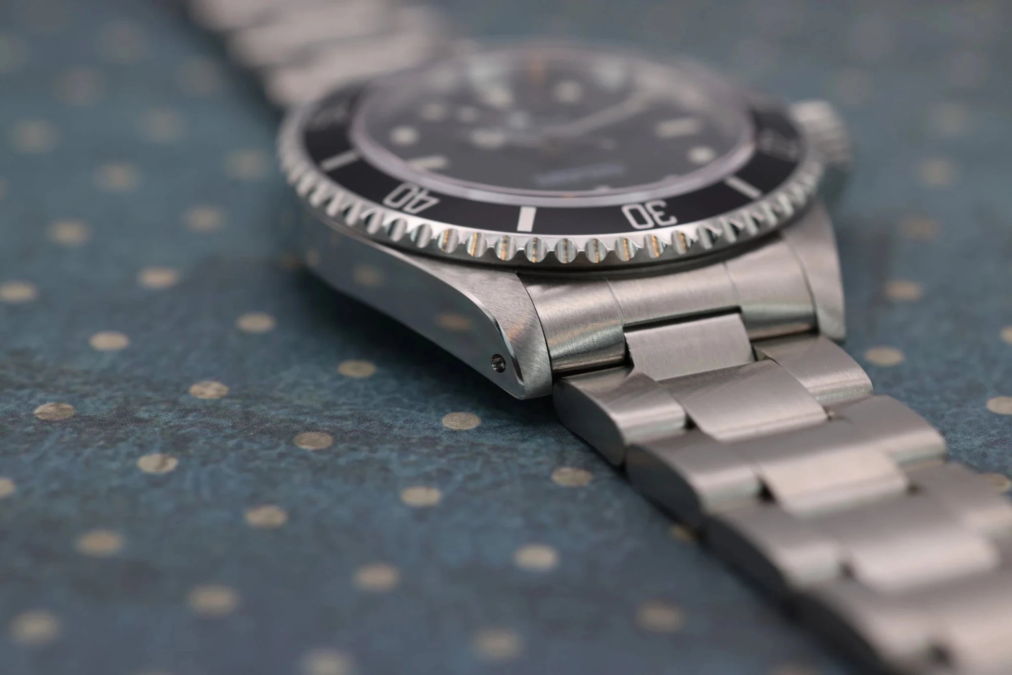 2003 Rolex Submariner Ref. 14060m | Excellent Condition | Box and Papers - Sierra Time Co