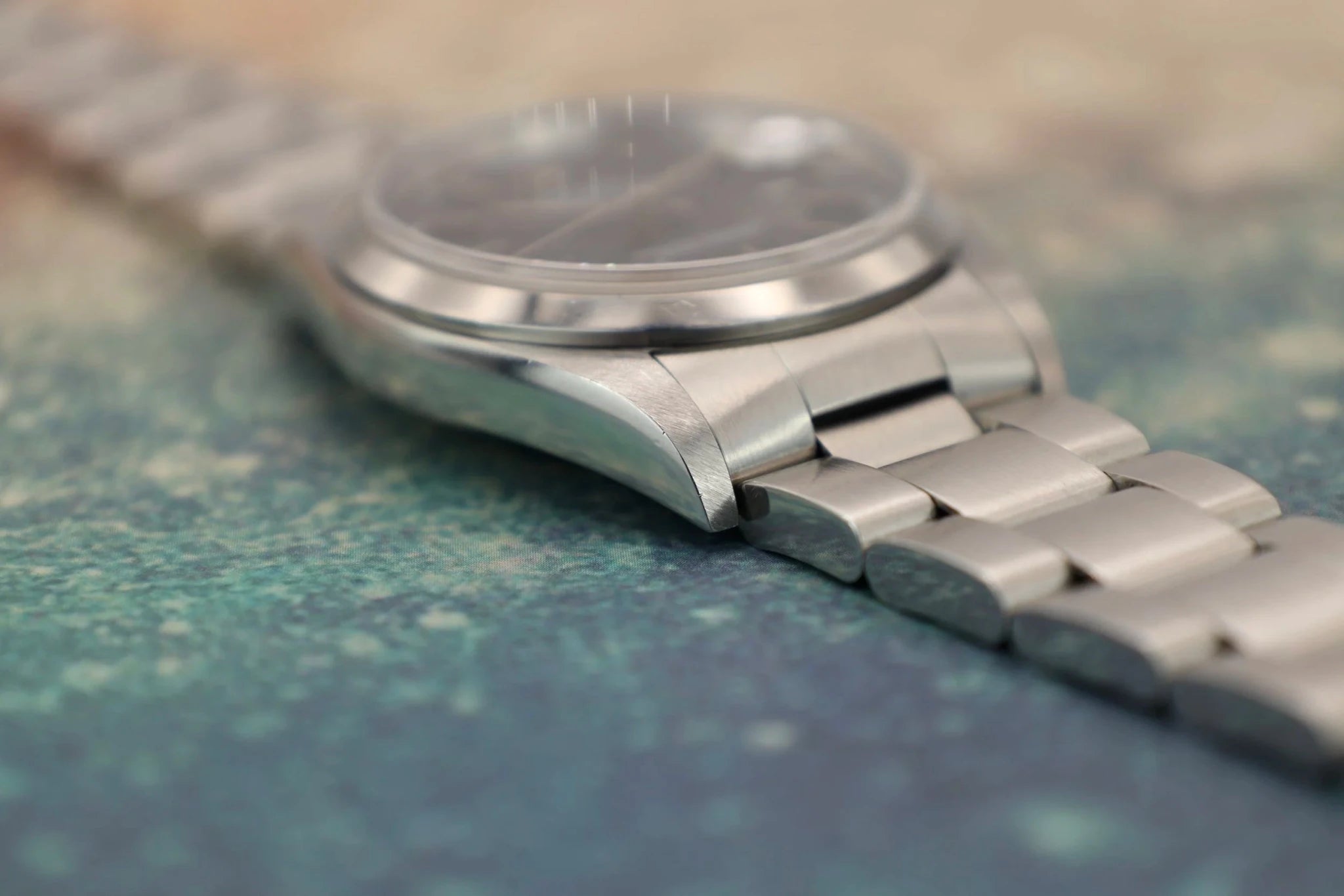 2004 Rolex Datejust Ref. 16200 | Black Dial - Sierra Time Co