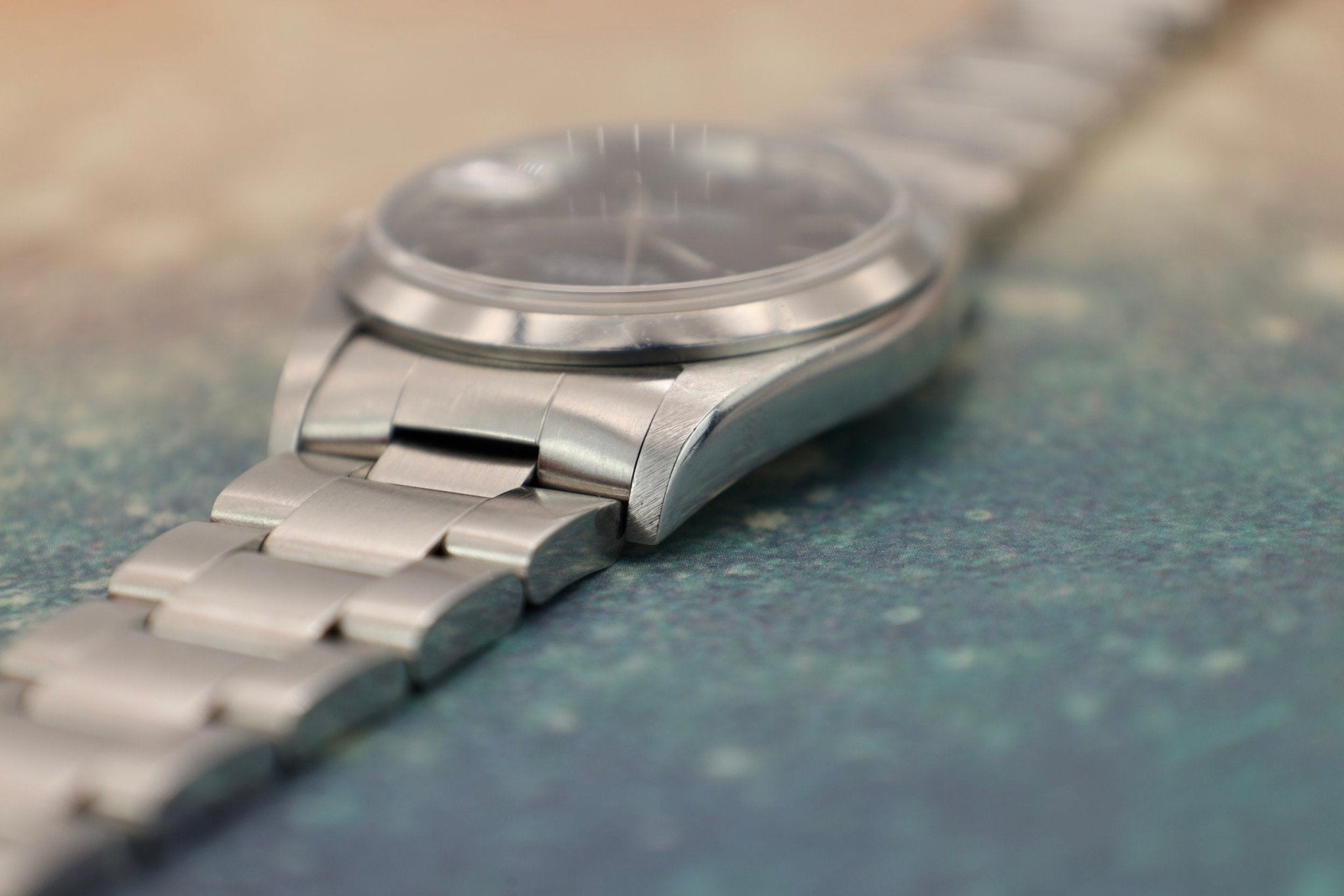 2004 Rolex Datejust Ref. 16200 | Black Dial - Sierra Time Co