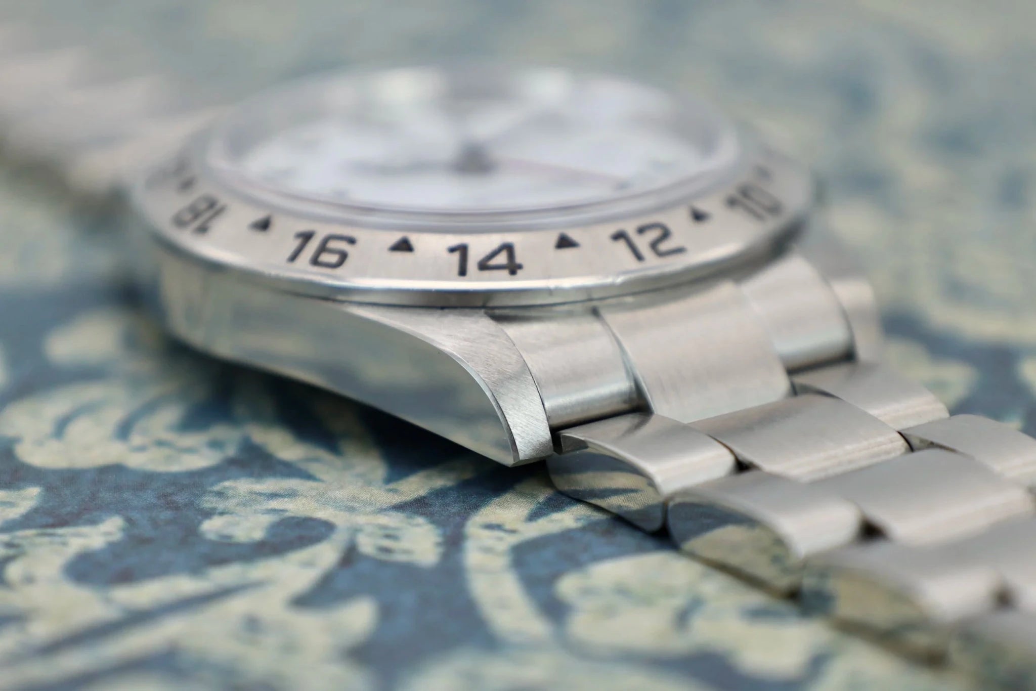 2004 Rolex Explorer II Ref. 16570 Polar | Full Set - Sierra Time Co