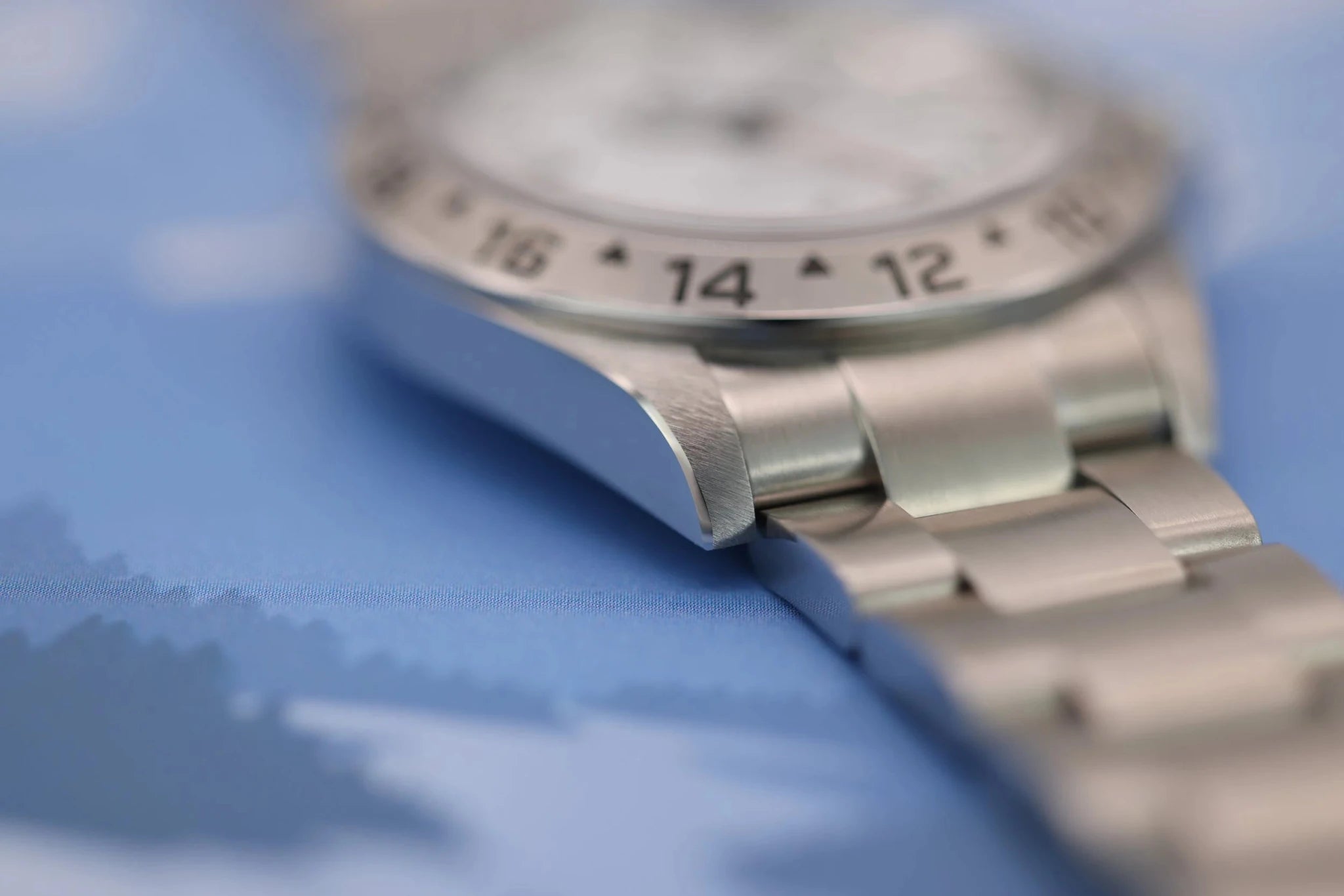 2004 Rolex Explorer II Ref. 16570 Polar | No-Holes Case - Sierra Time Co