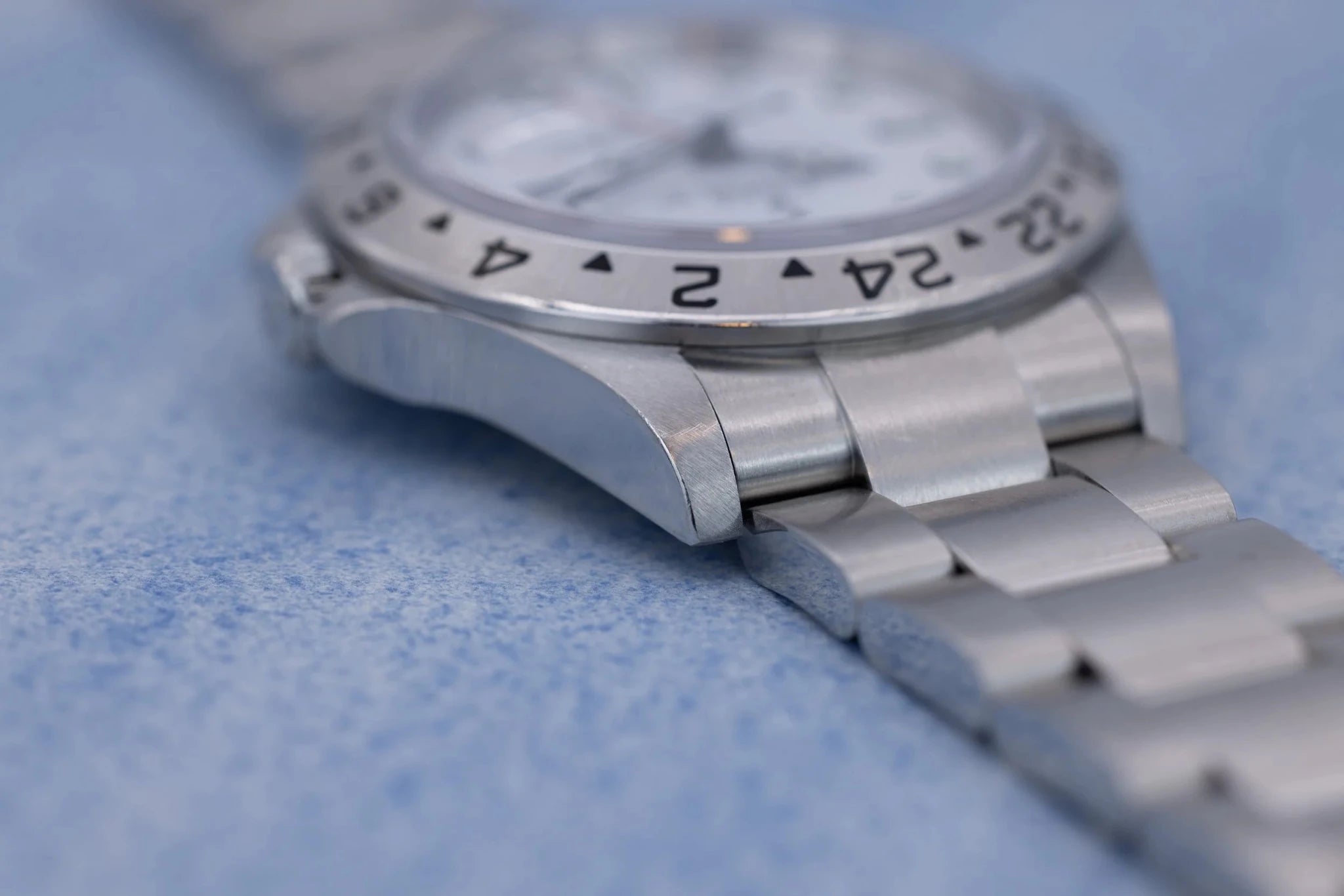 2004 Rolex Explorer II Ref. 16570 Polar | No-Holes Case | Box and Papers - Sierra Time Co