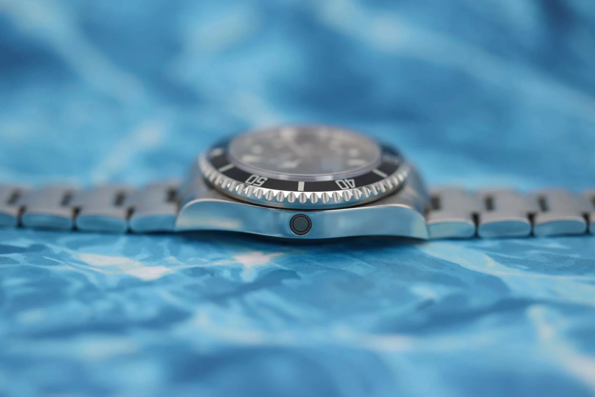 2004 Rolex Sea-Dweller Ref. 16600 | Mint Condition | Box and Papers - Sierra Time Co