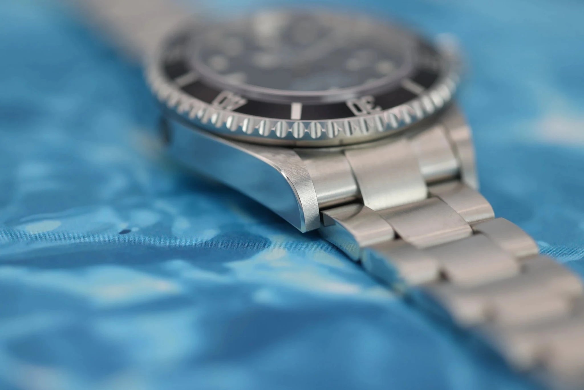 2004 Rolex Sea-Dweller Ref. 16600 | Mint Condition | Box and Papers - Sierra Time Co