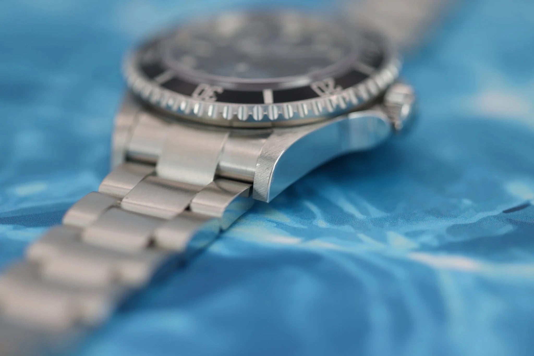 2004 Rolex Sea-Dweller Ref. 16600 | Mint Condition | Box and Papers - Sierra Time Co