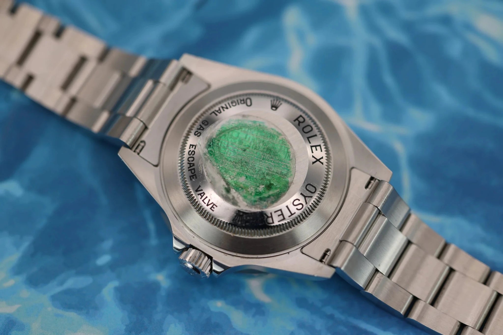 2004 Rolex Sea-Dweller Ref. 16600 | Mint Condition | Box and Papers - Sierra Time Co
