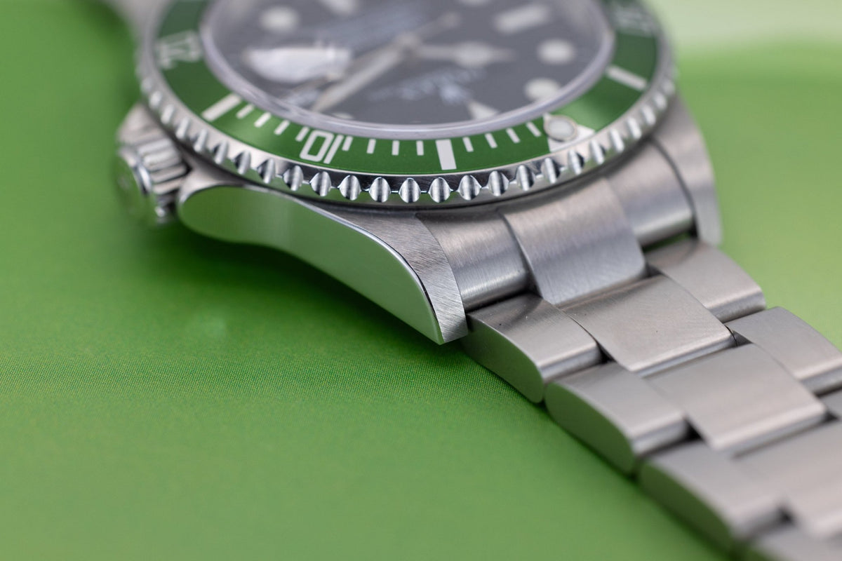 2004 Rolex Submariner Date Ref. 16610LV Kermit | Mint Condition | Box and Papers - Sierra Time Co