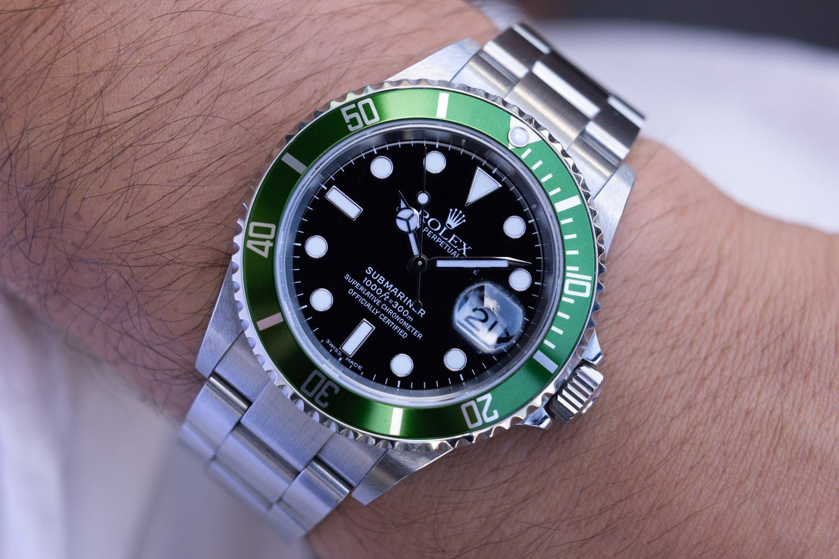 2004 Rolex Submariner Date Ref. 16610LV Kermit | Mint Condition | Box and Papers - Sierra Time Co