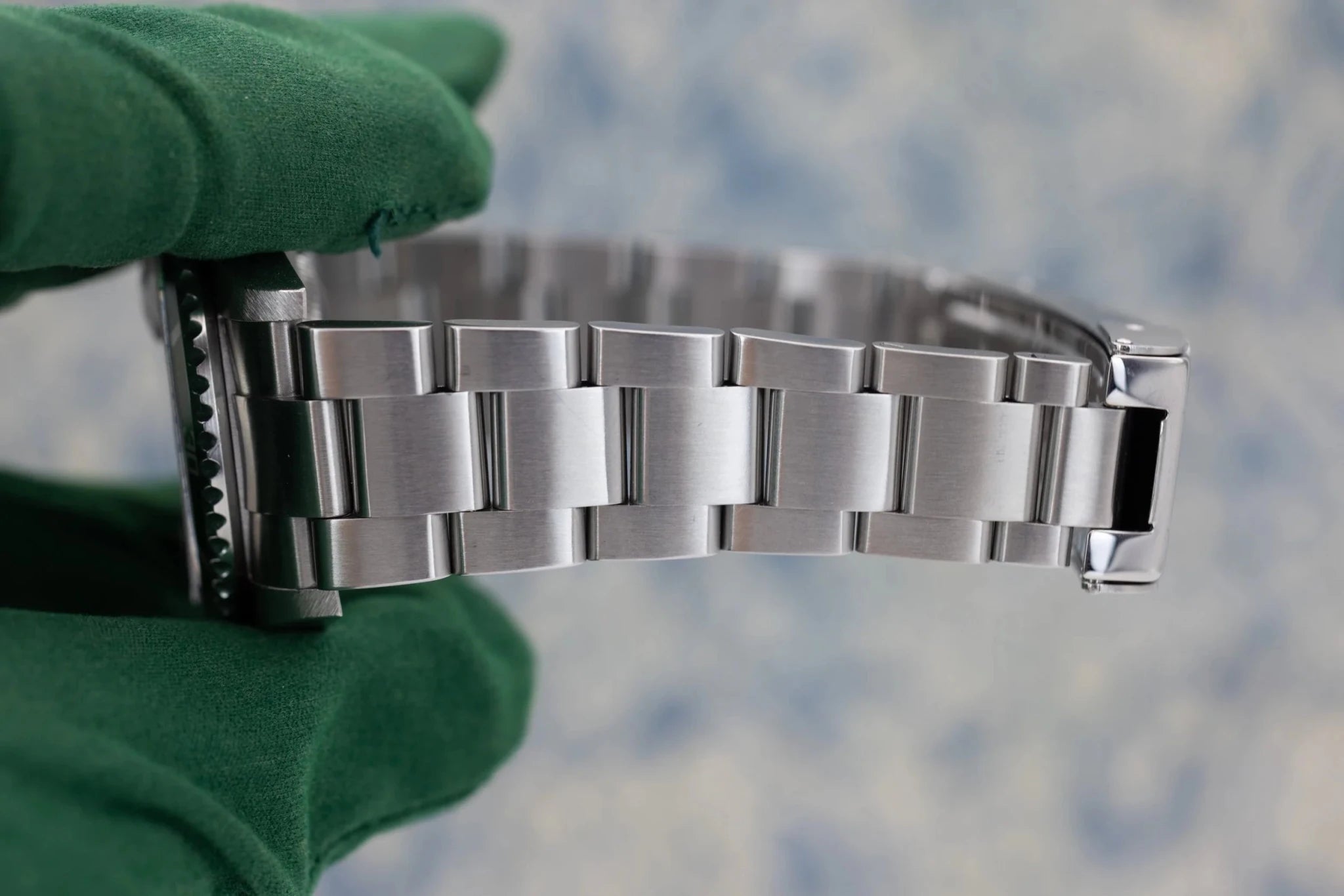 2004 Rolex Submariner Ref. 16610LV Kermit | Excellent Condition | Box and Papers - Sierra Time Co