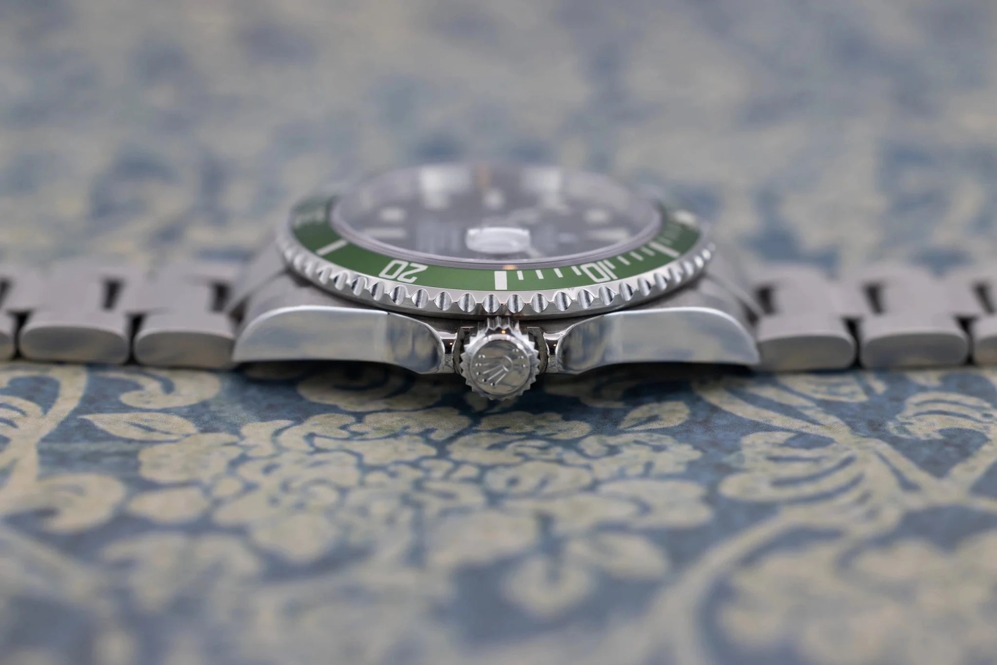 2004 Rolex Submariner Ref. 16610LV Kermit | Excellent Condition | Box and Papers - Sierra Time Co