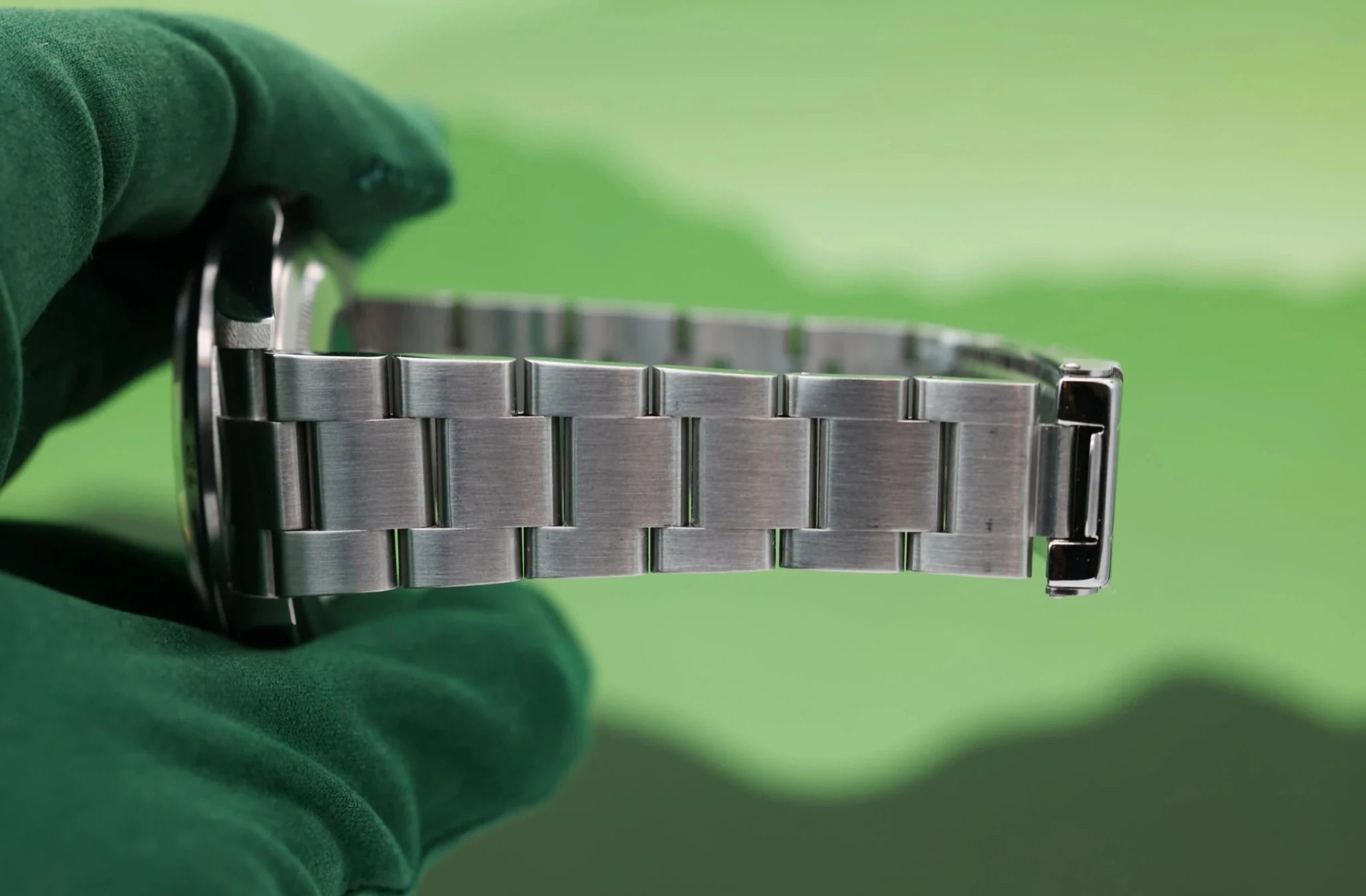 2005 Rolex Explorer II Ref. 16570 Polar | Mint Condition | Box and Papers - Sierra Time Co