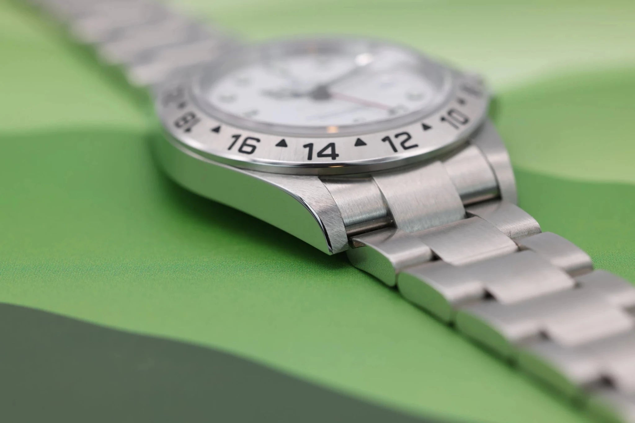 2005 Rolex Explorer II Ref. 16570 Polar | Mint Condition | Box and Papers - Sierra Time Co