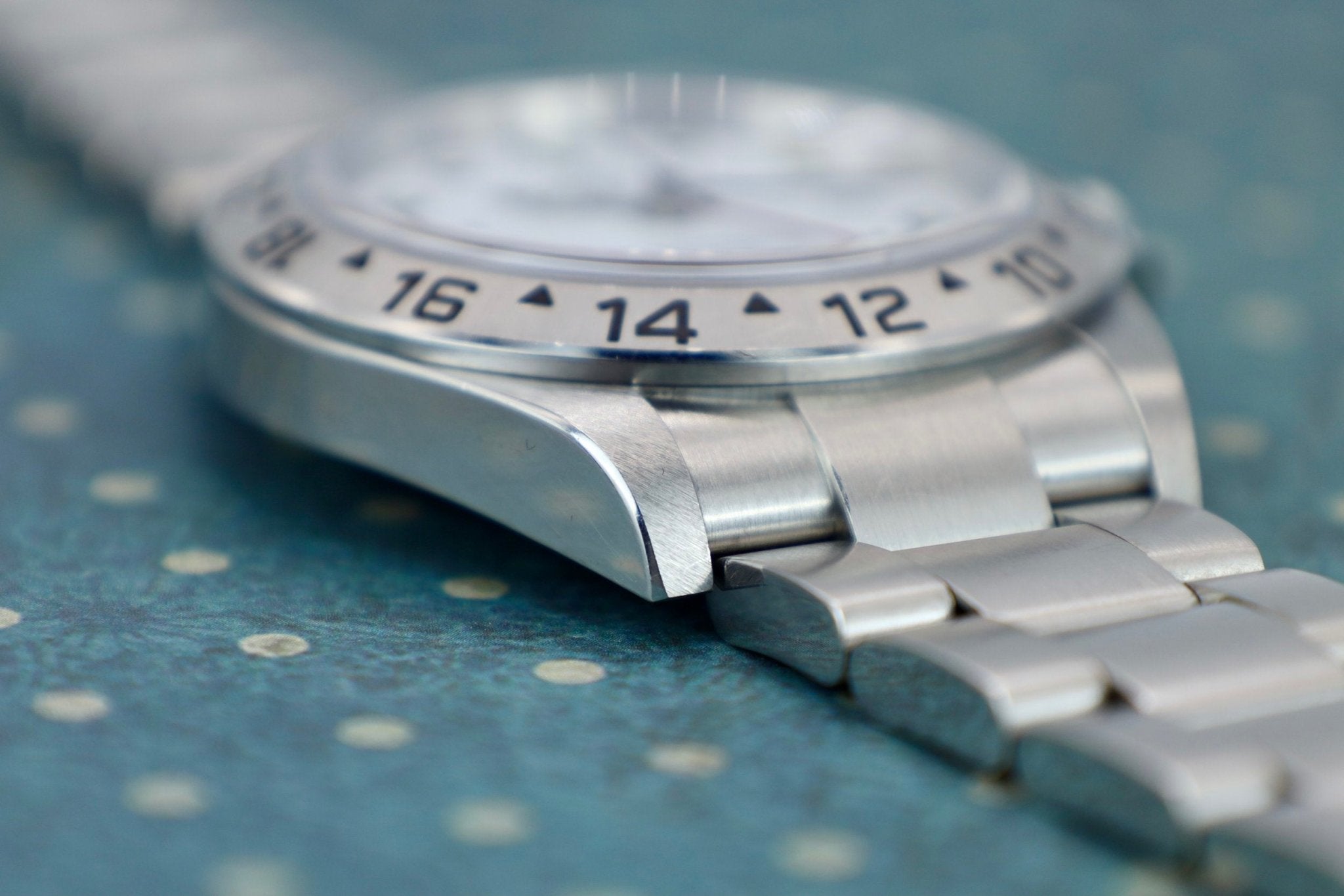 2005 Rolex Explorer II Ref. 16570 Polar | Mint | Full Set - Sierra Time Co