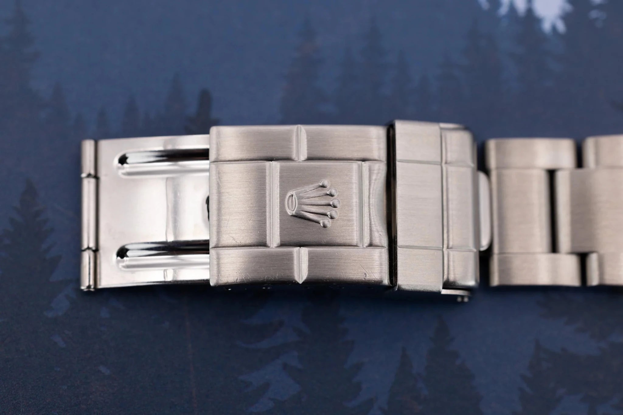 2005 Rolex Explorer II Ref. 16570 Polar | No-Holes Case | Box and Papers - Sierra Time Co