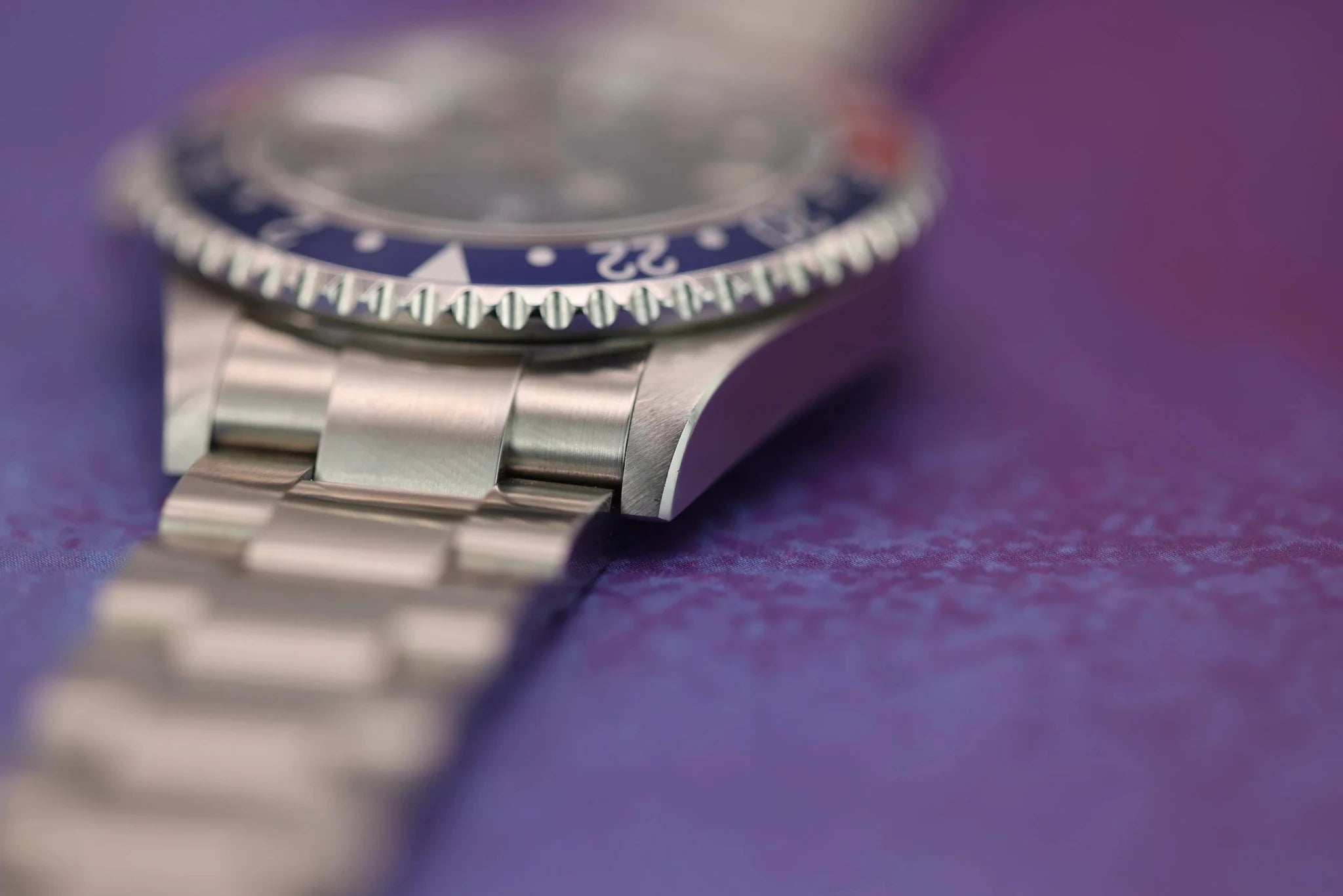 2005 Rolex GMT Master II Ref. 16710 Pepsi | No-Holes Case | Box and Papers - Sierra Time Co