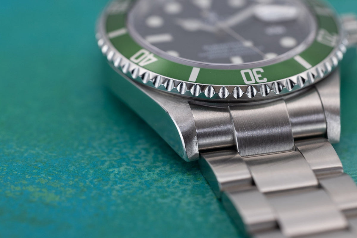 2005 Rolex Submariner Date Ref. 16610LV Kermit | Box and Papers - Sierra Time Co